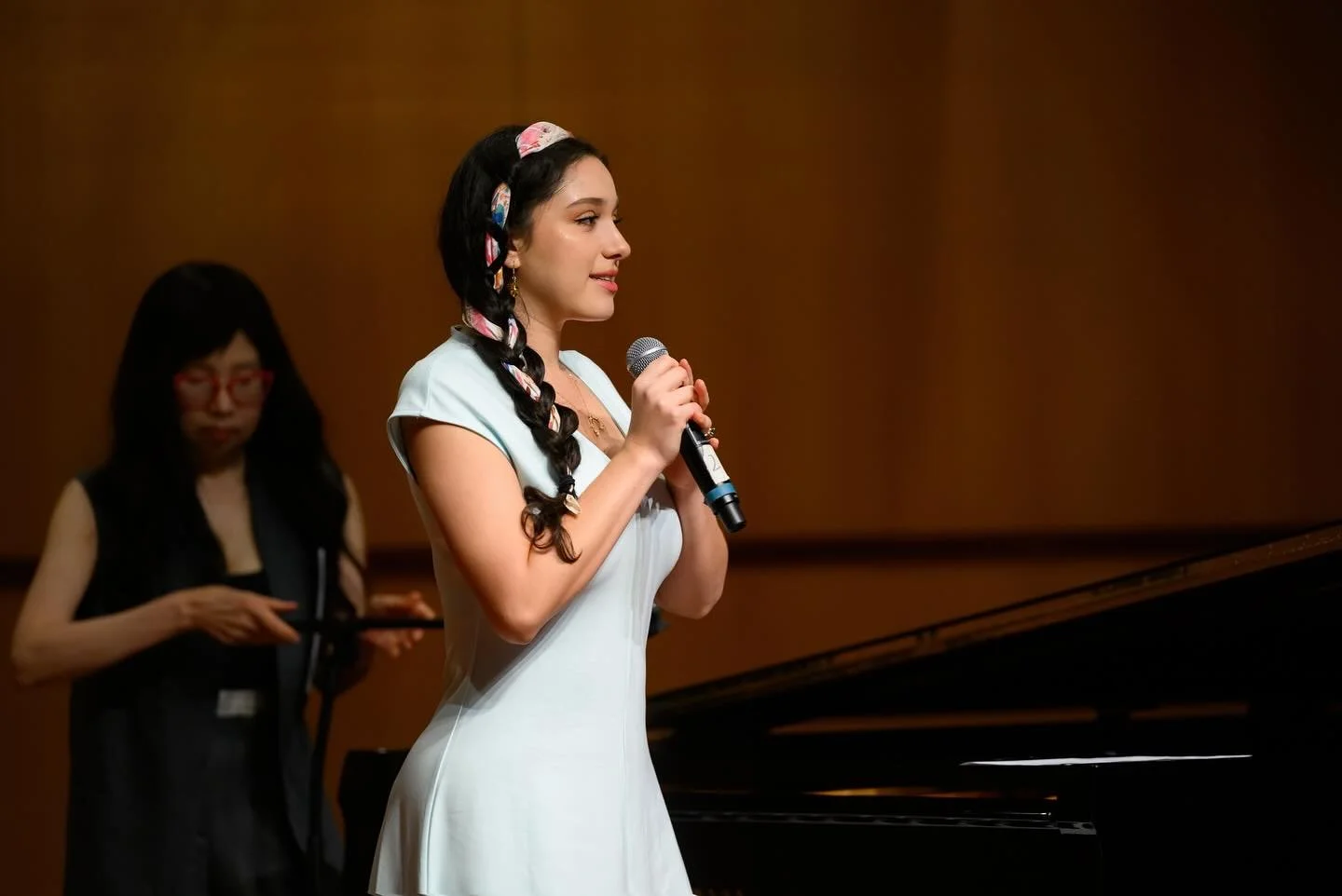 Some pics from &lsquo;Slowly Fall&rsquo;s exclusive performance right before its release🎹🦋
Should I post a YouTube video of this live acoustic version?
PS: &lsquo;Slowly fall&rsquo; is OUT NOW in all music platforms!✨🥳 link in bio

&mdash;&mdash;&