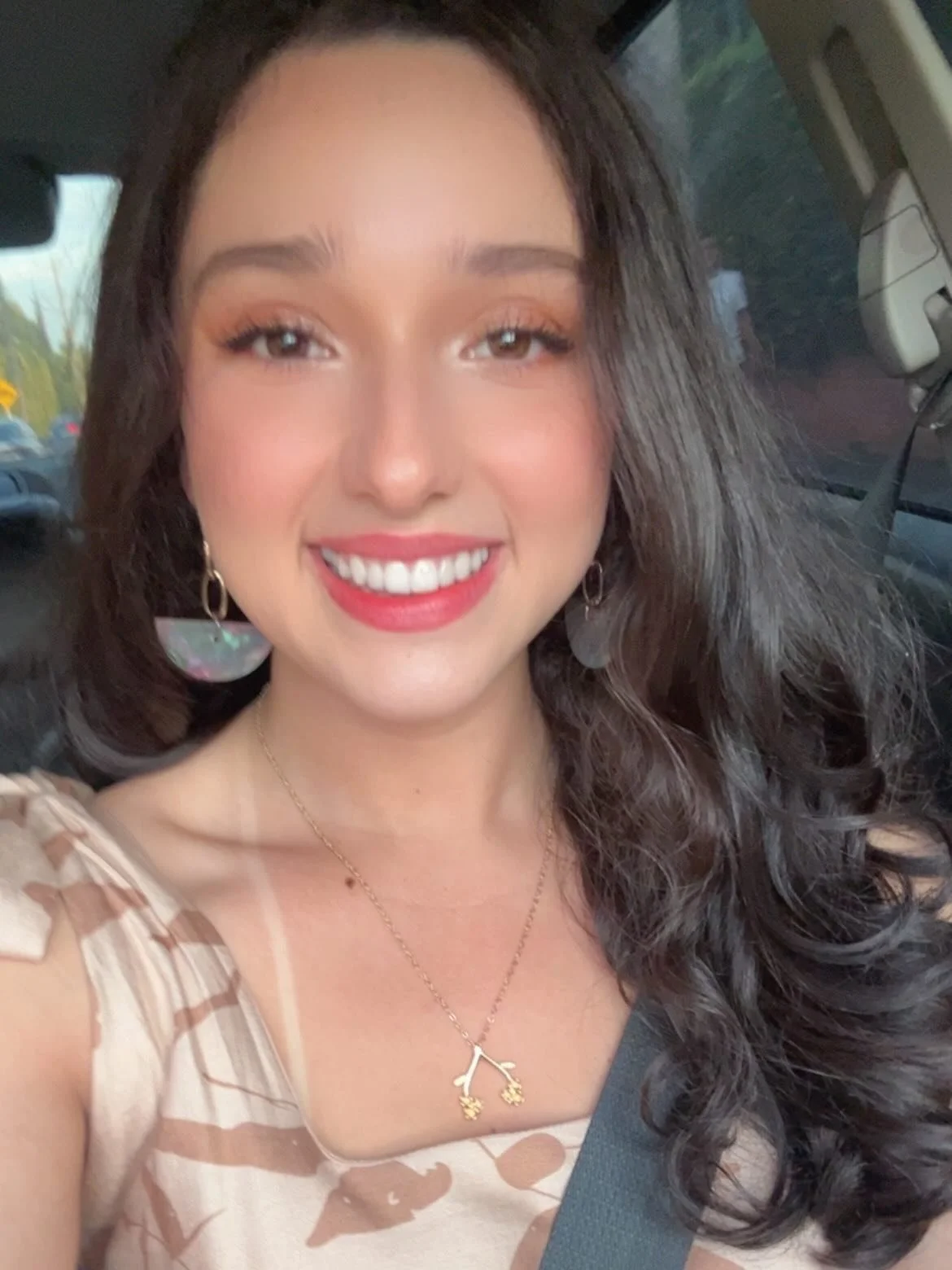 Colombia diaries🇨🇴✨
Good food, tiempo en familia, a little life admin (y con salud gracias a Dios🙏🏼), and the sweetest moment singing at my goddaughter&rsquo;s primera comuni&oacute;n💛
#colombiana #familytime #singersongwriter #foodlover