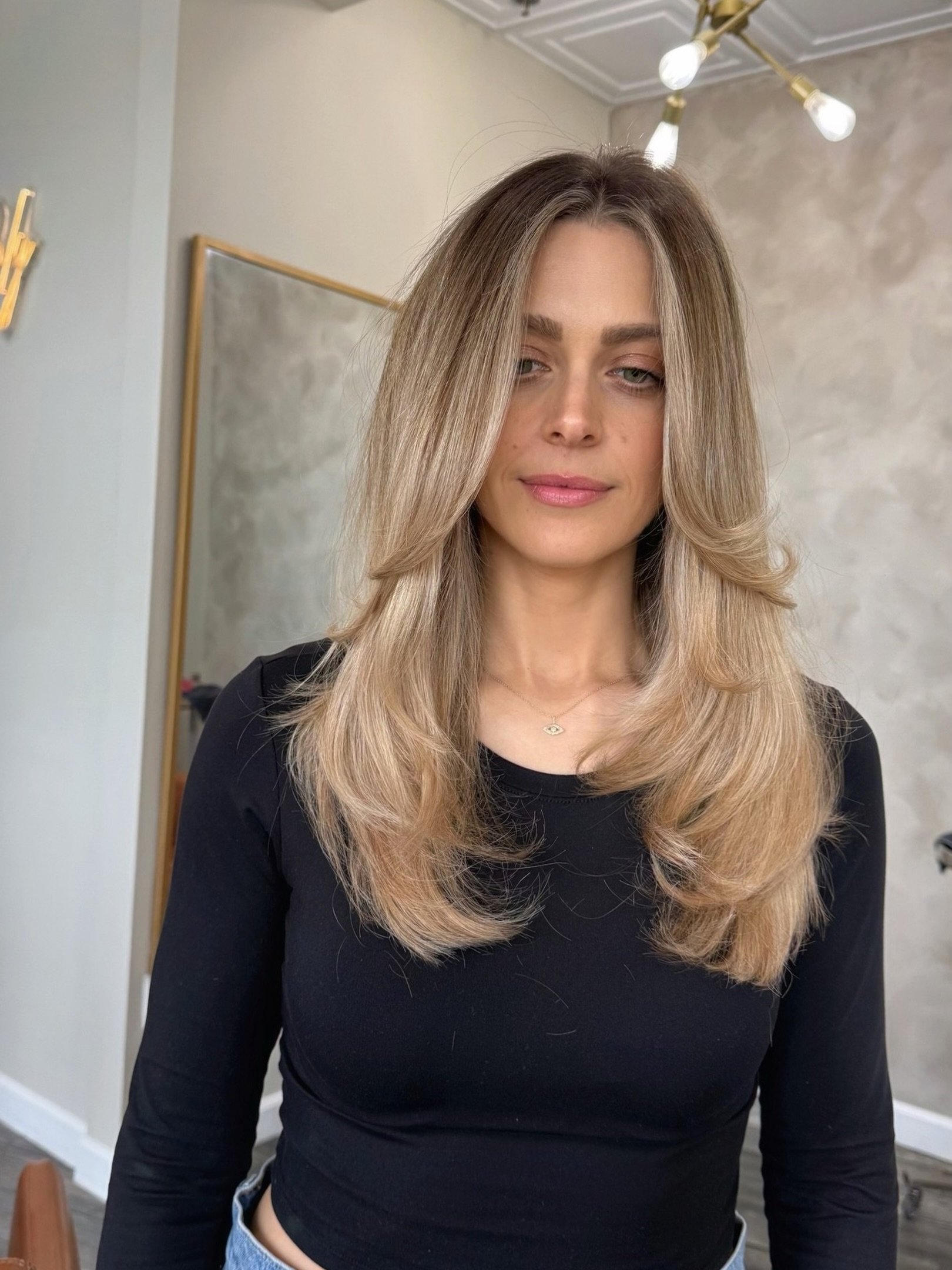 Is Sassy Blonde a thing ? 🫦

#TheLuxeStandard