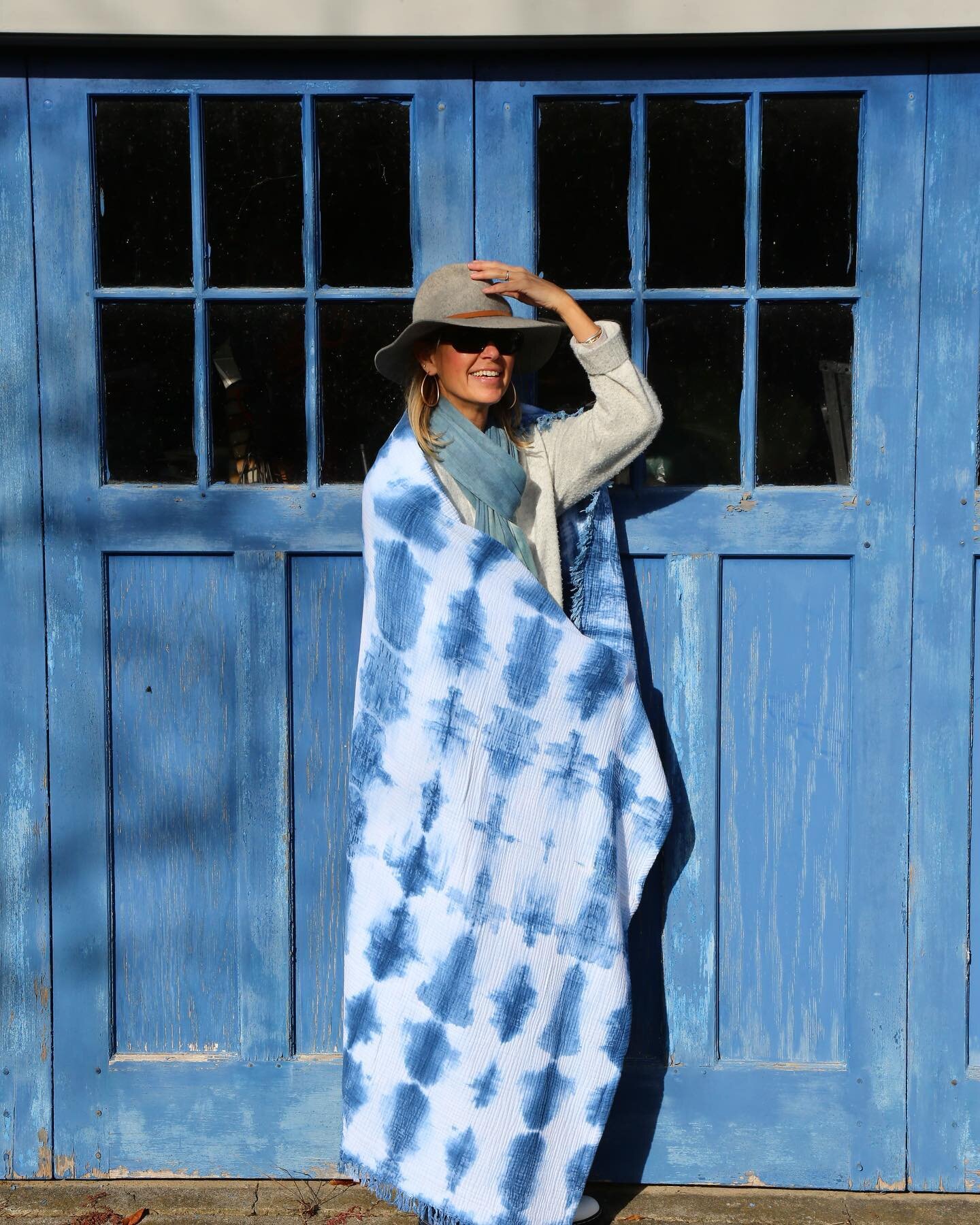 🌟 Indigo Sale 🌟 Every Season of the Year is a Beautiful time to Shop for Indigo 💙 
Seaside Throw Blanket along with all other Indigo Hand dyed items are on Sale this week ! #shopsmall #shoplocal #indigo #indigoshibori #nantucketblues #classicbluea