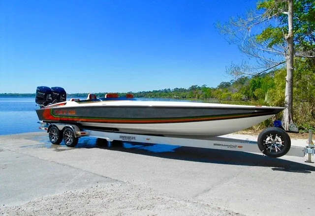 TUFF 28 — Tuff Marine