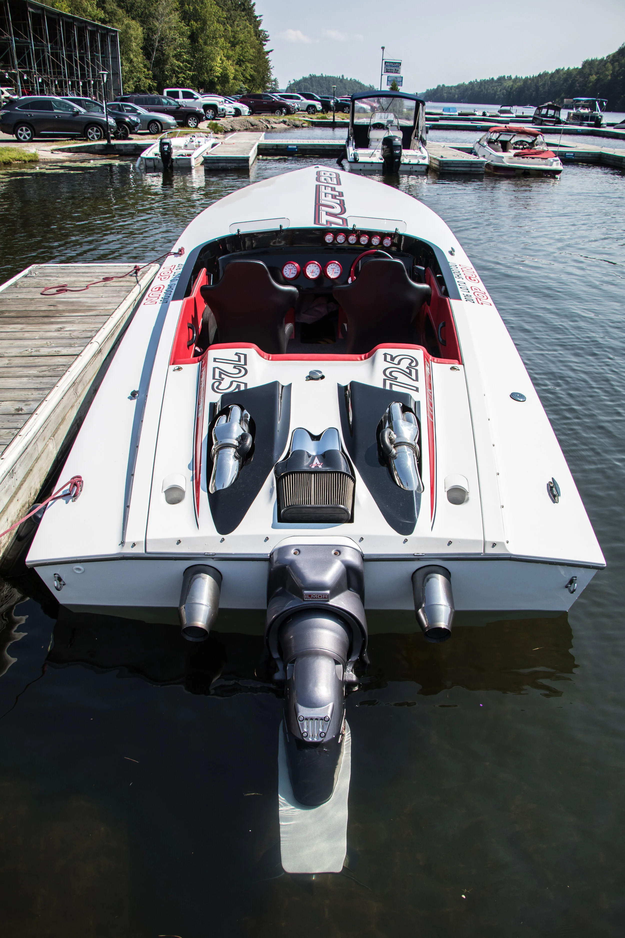 TUFF 28 — Tuff Marine