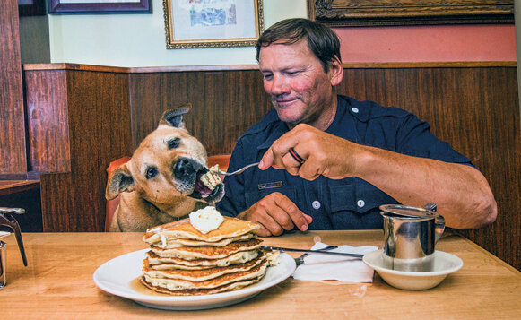 Dog-Holiday-Gift-Guide_2.jpg