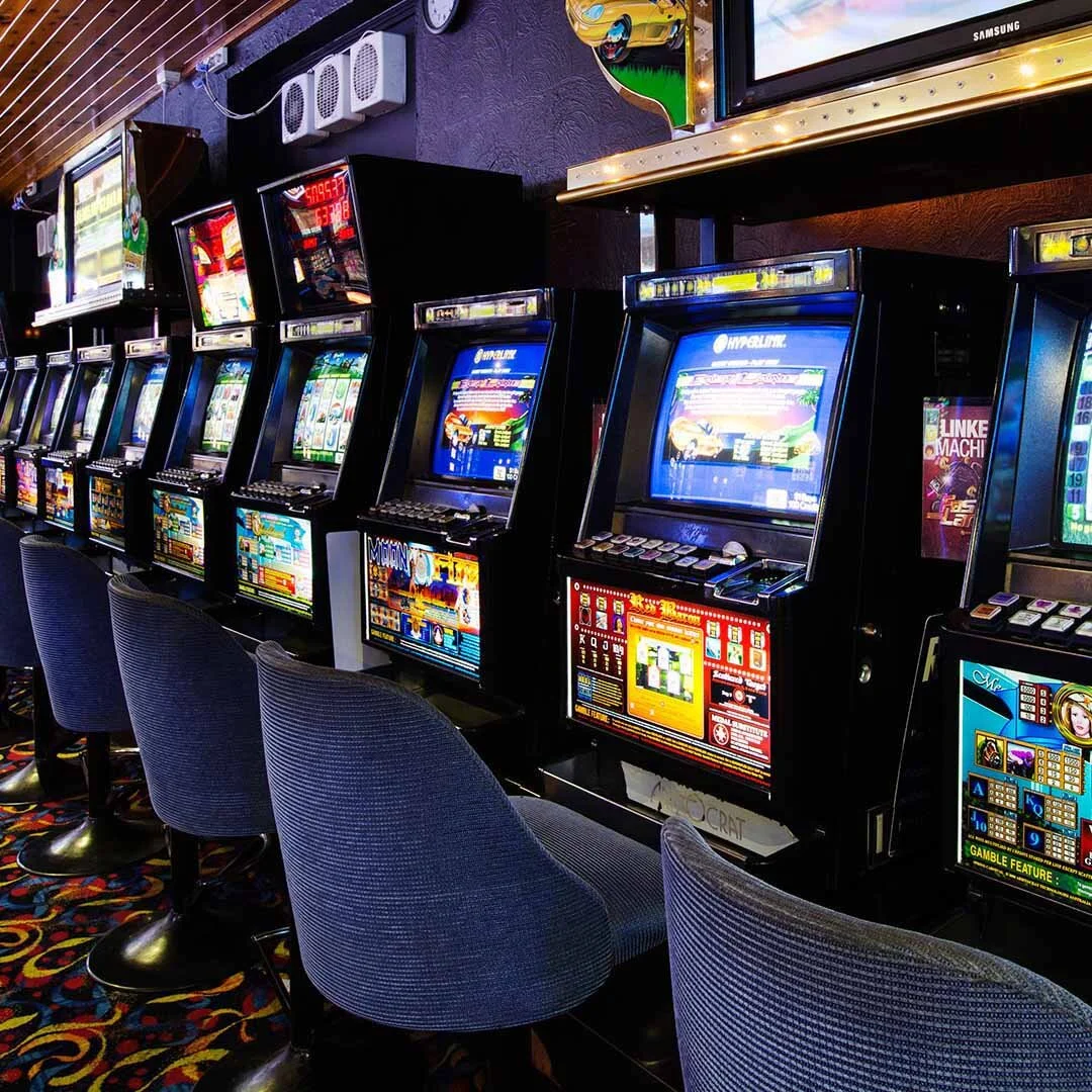 Gaming-Gaming Room Content-Square (24).jpg