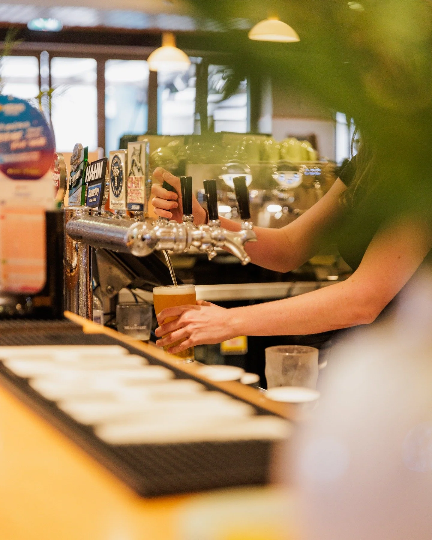 We are serving your favourite on tap while you catch the Patriots vs Seahawks live and loud of the big screen!

SUPER BOWL MONDAY 9TH FEBRUARY 🏈🏆