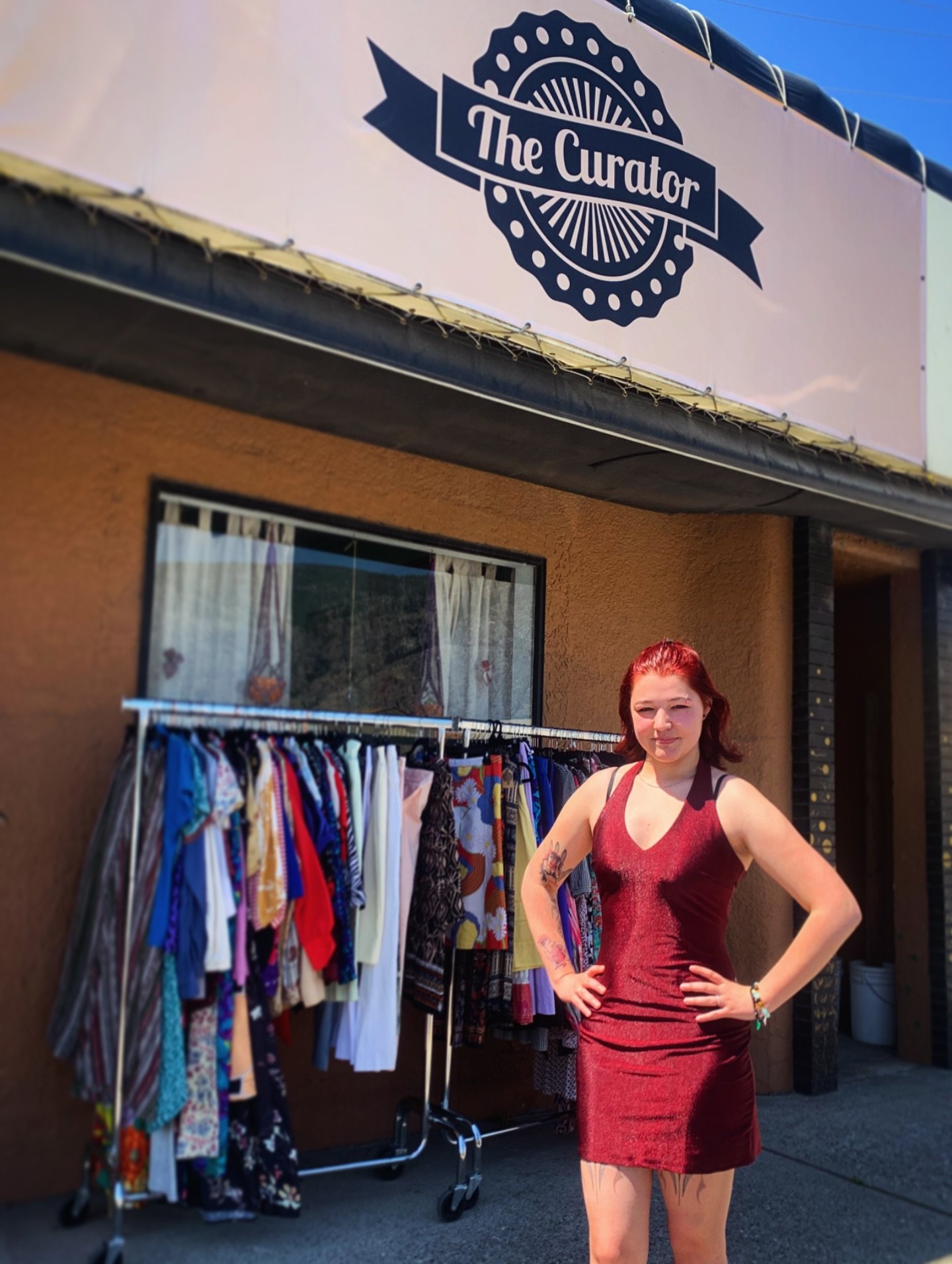 One of our favourite customers modeling a perfect find! What a colour match!

#thriftstyle #sustainablecloset #osoyoosbc #vintageboutique