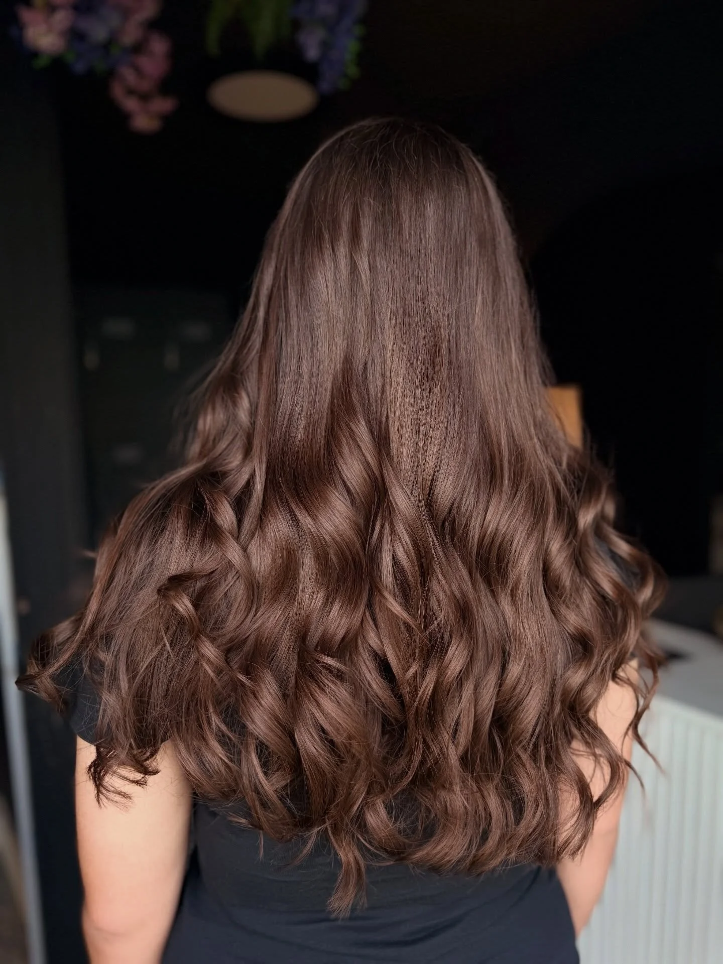 She sat in my chair and told me it had been two years since her last haircut&mdash;and you could feel it the second her hair hit my hands. Dry, heavy, no movement&hellip; just kind of existing. We took off the weight, carved in soft, bouncy layers, a