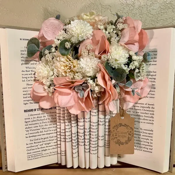 Bookish Flower Display Craft