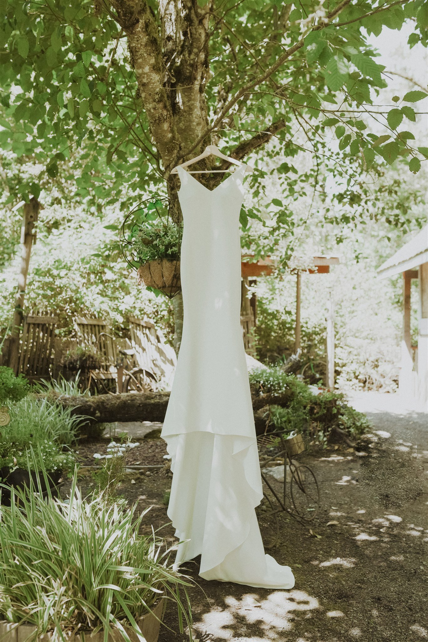 Wedding Dress Hanging