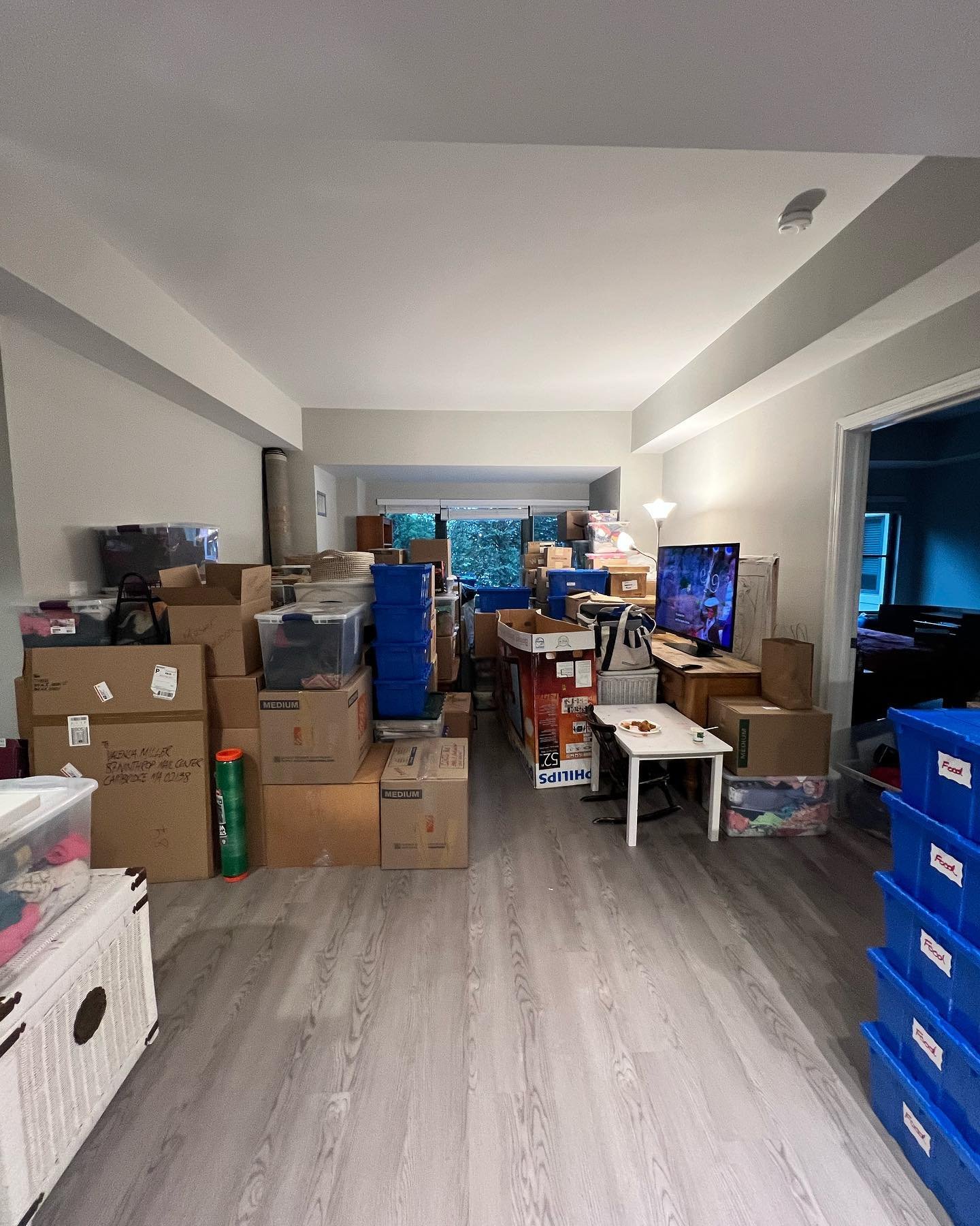We also do Cross country moving!!!!

The After!! Then before! 
This is just phase 1 - which is packing. 

If you didn&rsquo;t know we help our clients pack to move. Consolidating boxes and organizing liked items to make unpacking that much easier! 

