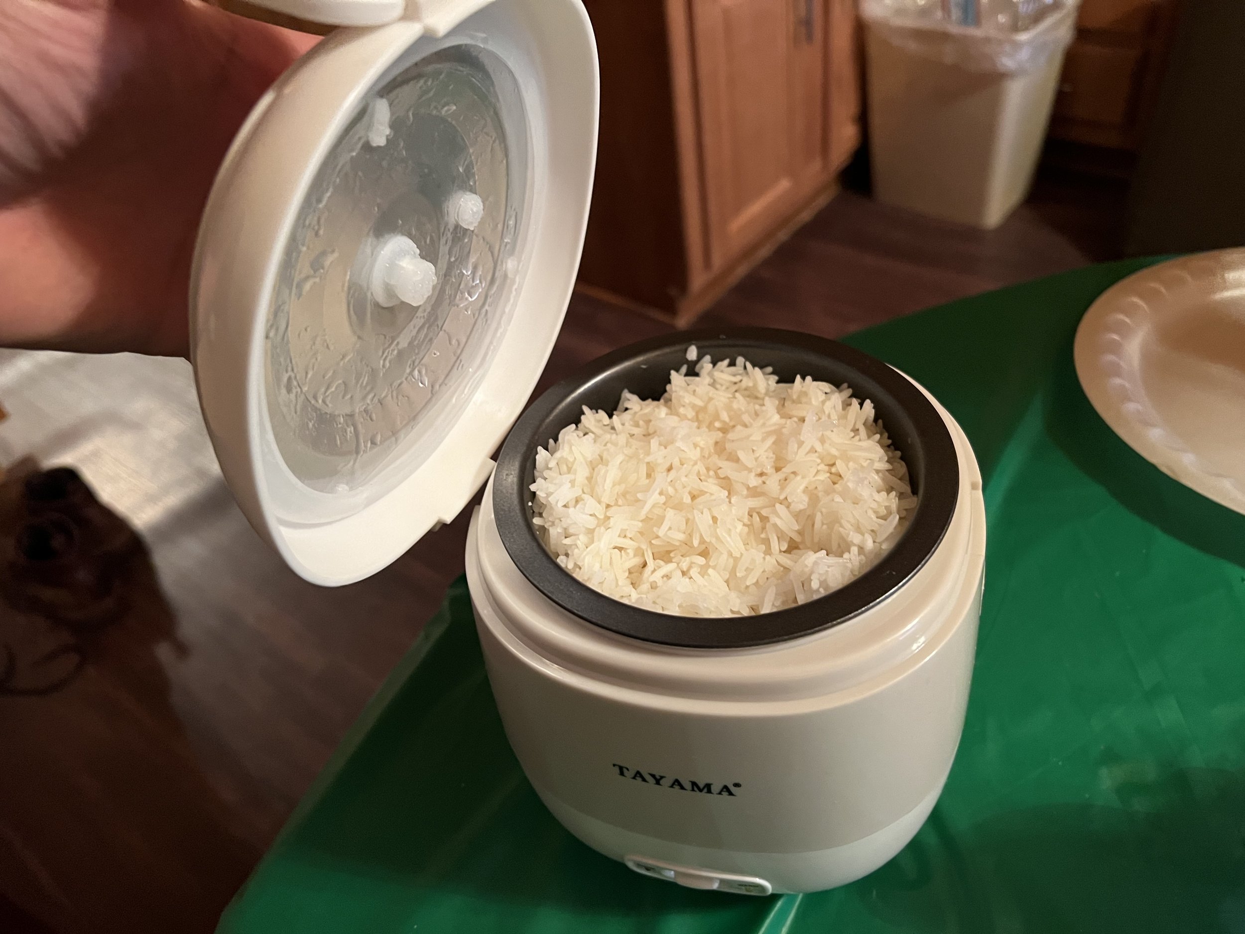 Tayama 1.5 Cup Portable Mini Rice Cooker - White TMRC-03R