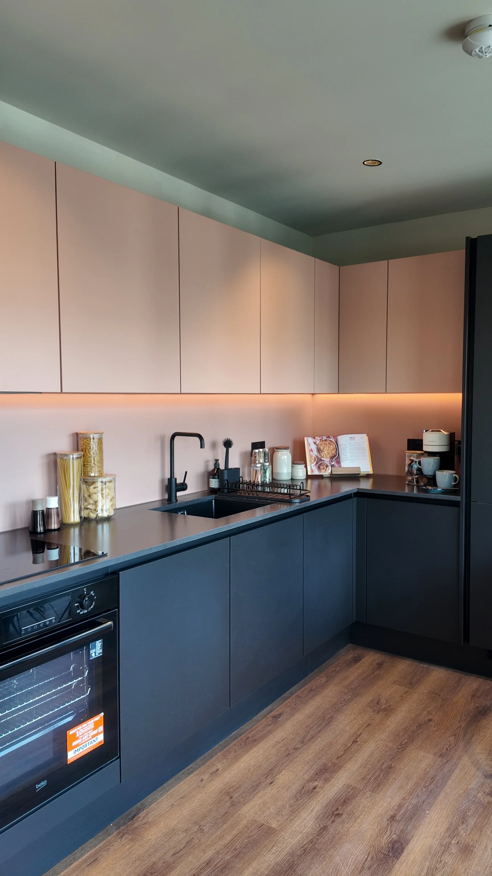 Edenhouse-Kitchen4.JPG