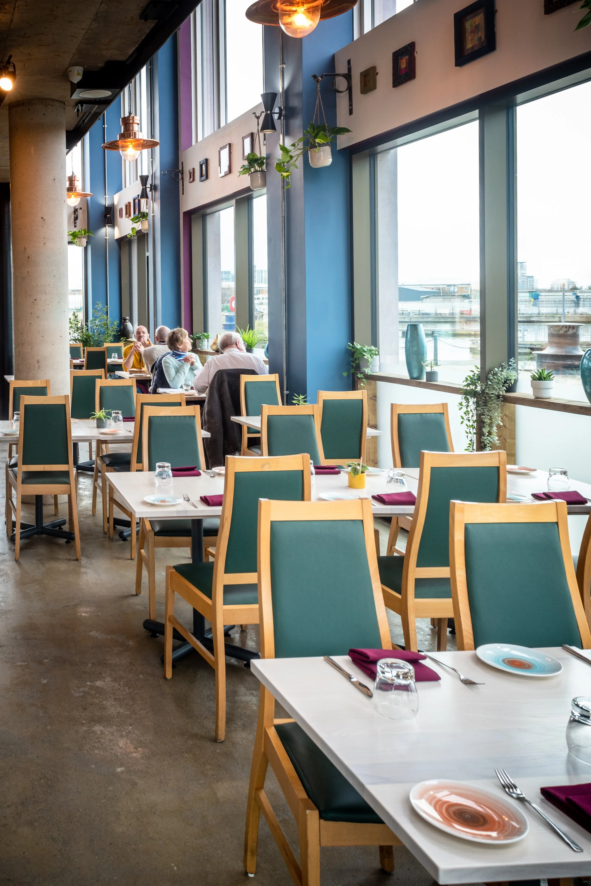 cafe-spice-hospitality-interior-design-companies.jpg