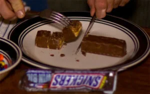 Snickers-Plates-300x189.jpg