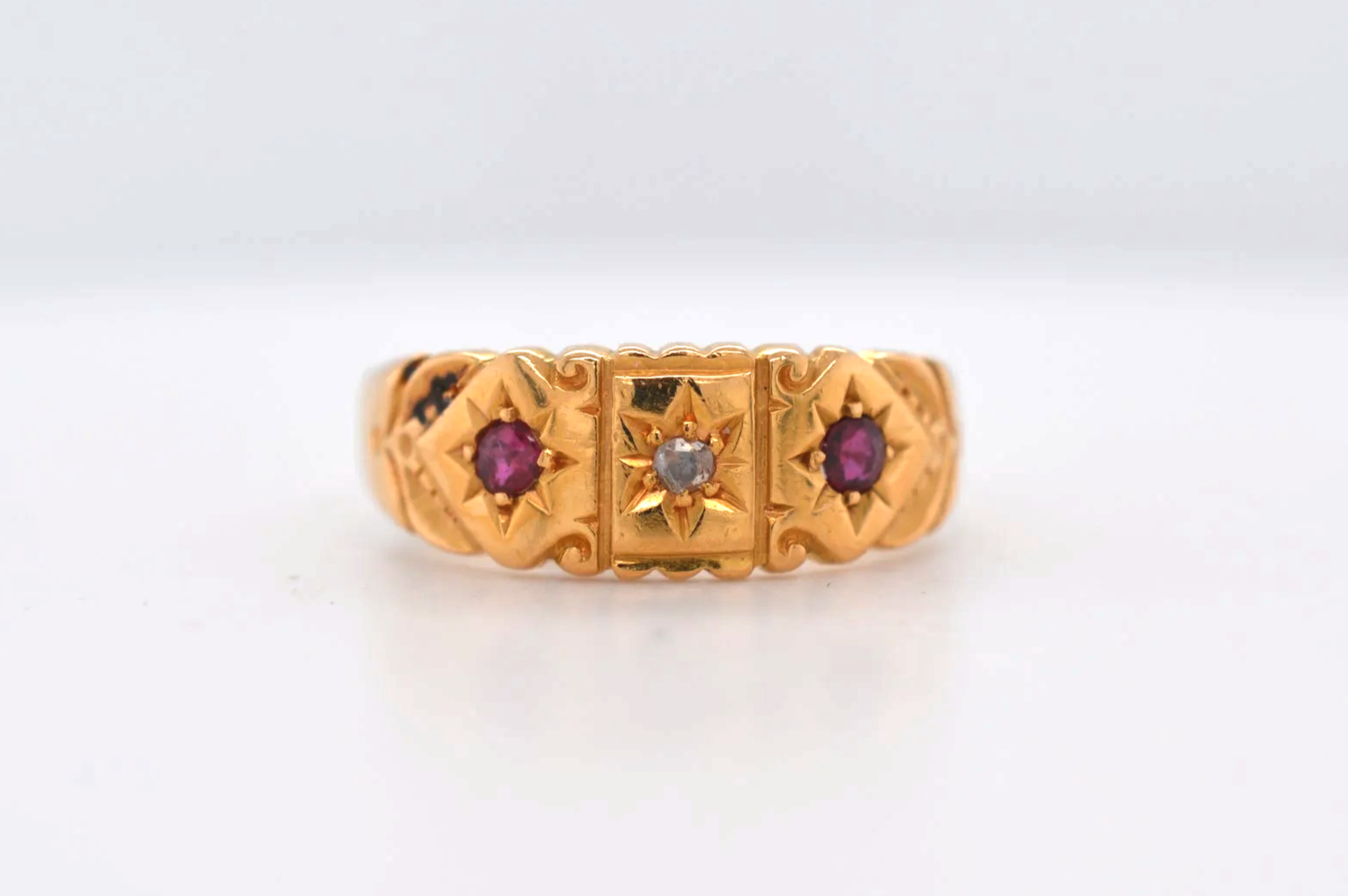Birmingham 1883 22ct Ruby & Diamond Price Band C (£500 - £750) EF06