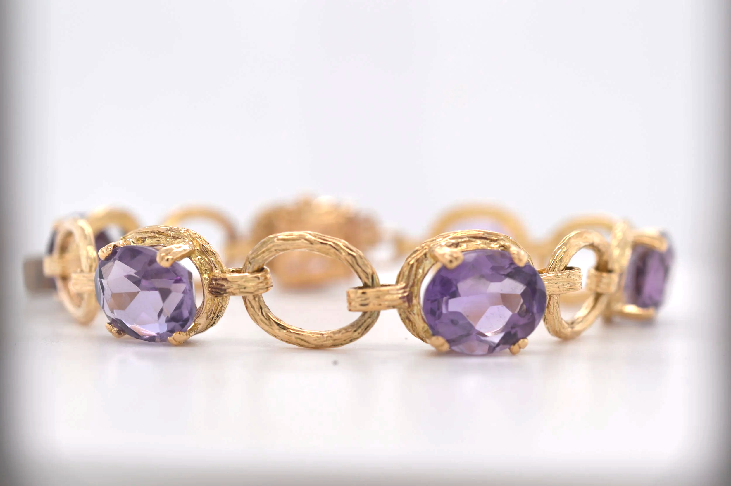 9ct Yellow Gold Amethyst Bracelet Price Band G (£1,500 -£2,000) ET26