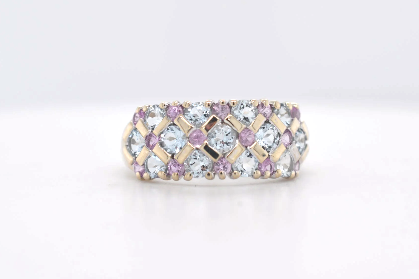 9ct Aqua & Pink Topaz Ring (Price Band B £250 - £500) ES28