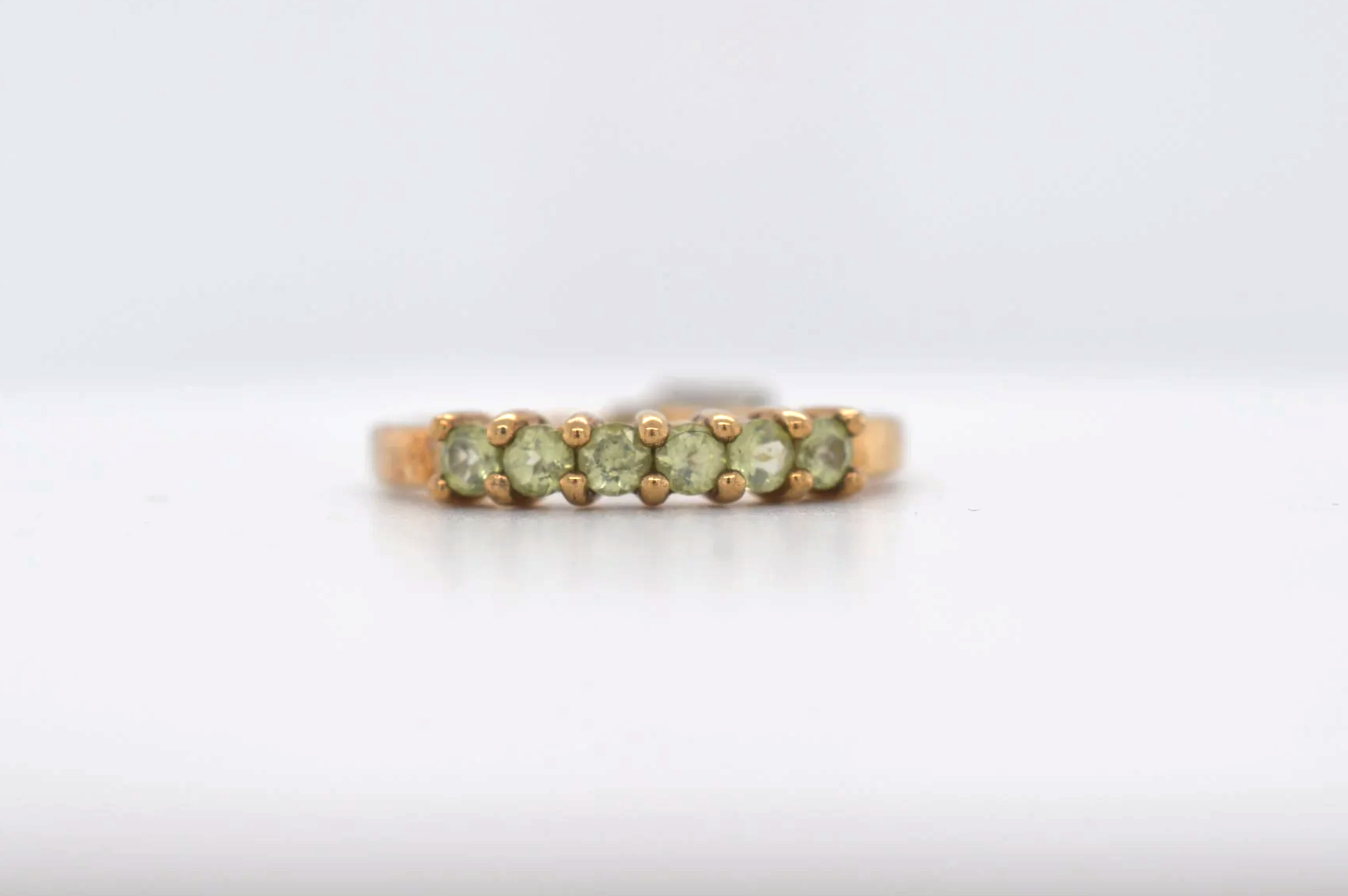 9ct Peridot Eternity Price Band A (£0 - £250) EH30