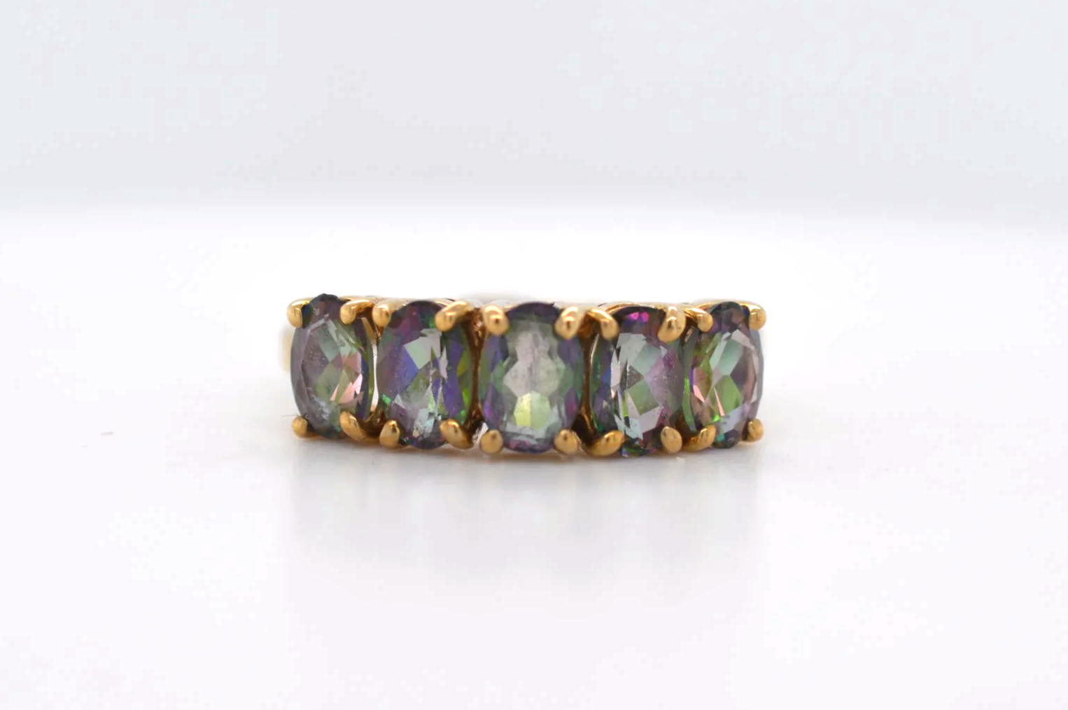 9ct Mystic Topaz Price Band A (£0 - £250) EG22