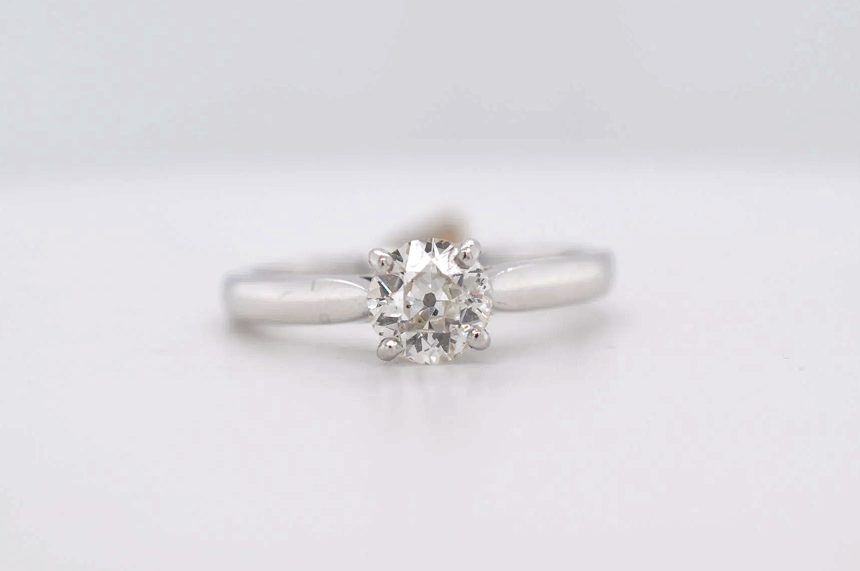 Platinum Old European 0.80ct Price Band J (£2,500 - £3,000) CN25