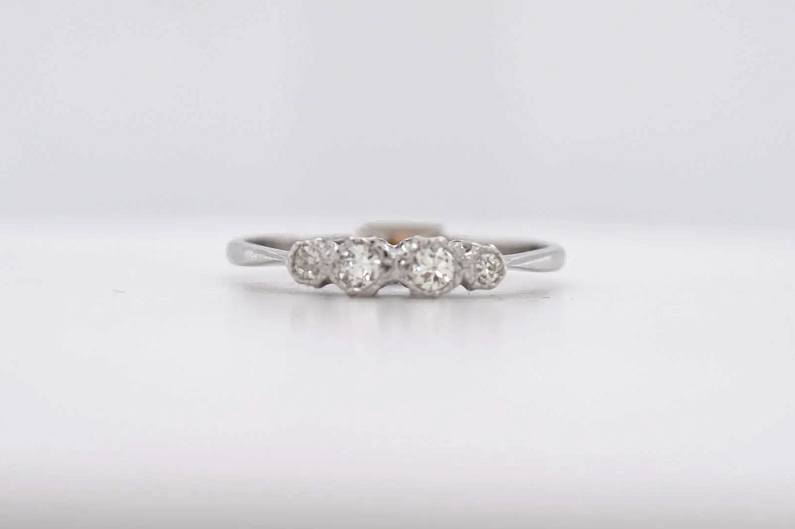 18ct Old Cut Diamond Ring Price Band B (£250 - £500) EF07
