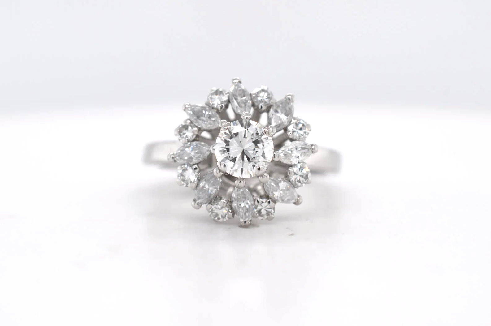 18ct Diamond Cluster 1.77ct  Price Band L (£3500 - £4000) EL07