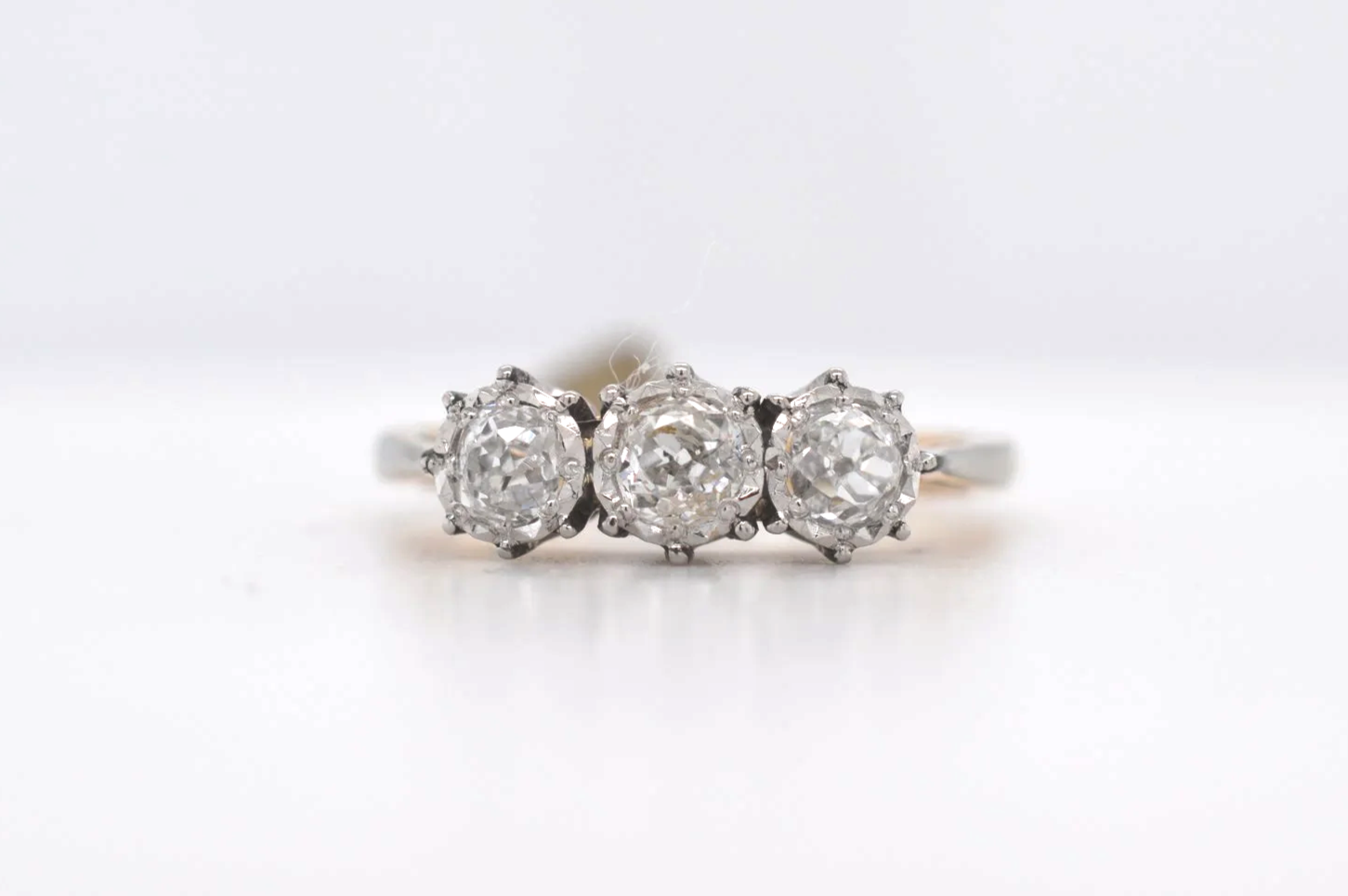 18ct Old Cut Diamond Trilogy Price Band G (£1,500 - £1,750) EL09