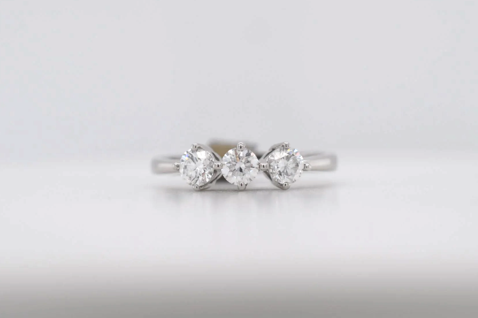 18ct Diamond Trilogy  Price Band E (£1000 - £1,250) EL10