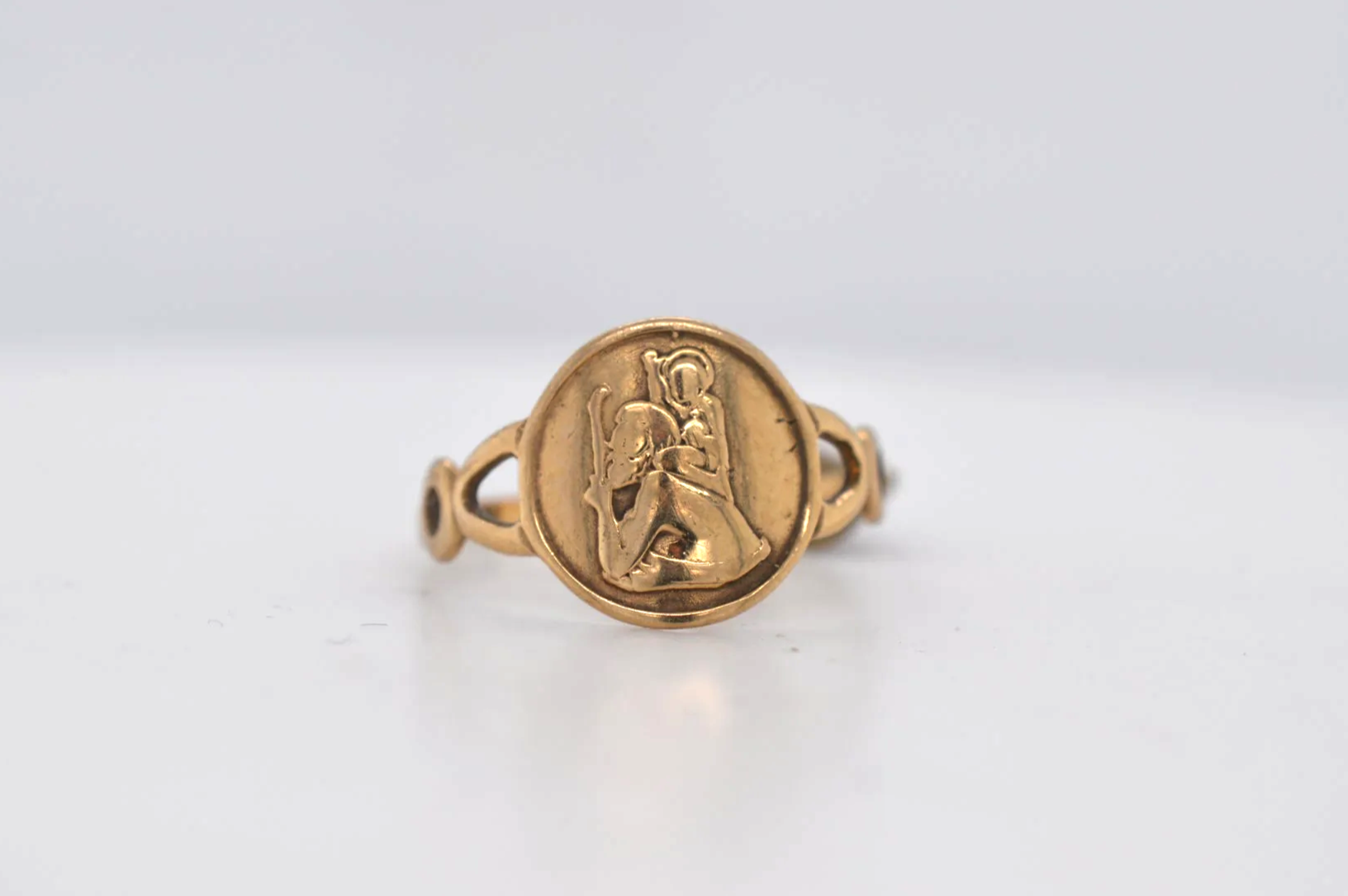 9ct St Christopher Ring Price Band A (£0 - £250) EW18