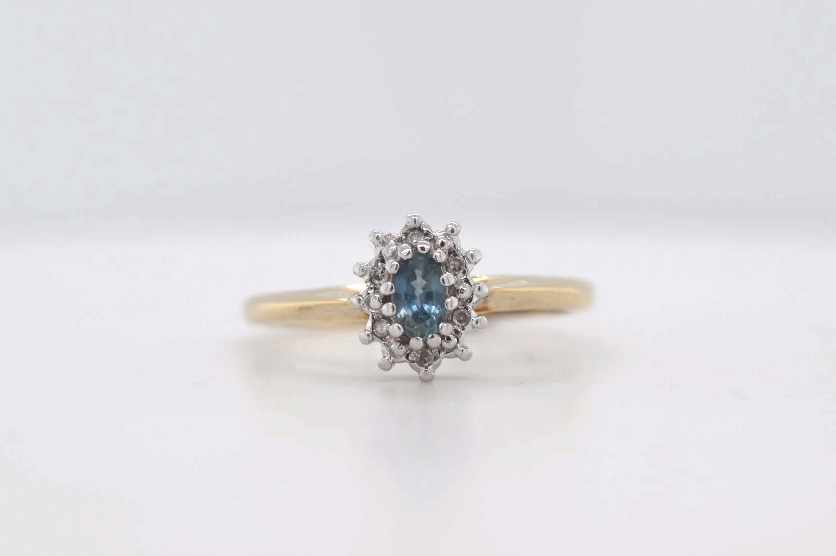 9ct Sapphire & Diamond Price Band A (£0 - £250)  FB22