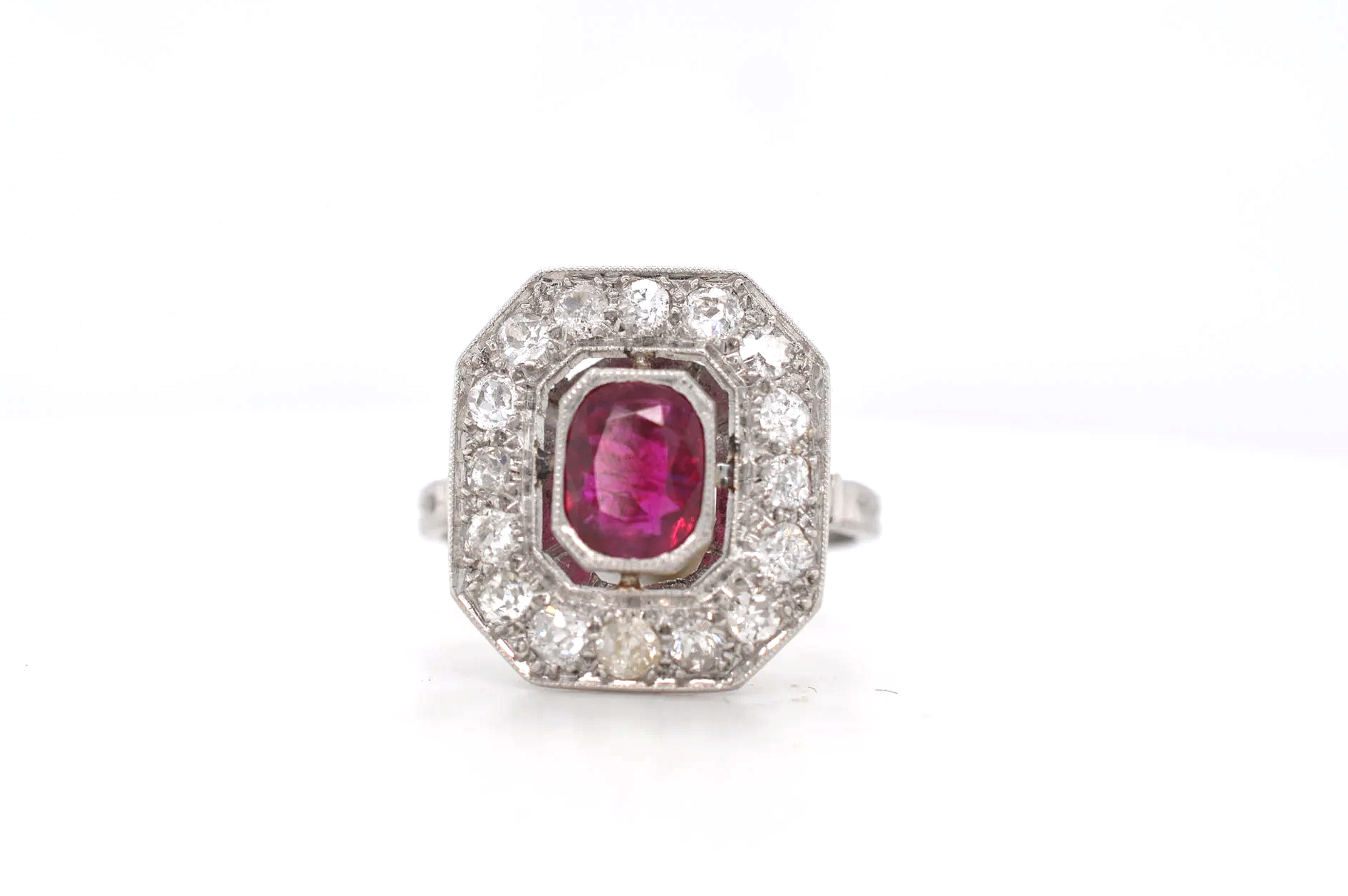 Art Deco Ruby & Old Cut Diamonds Price Band O (£5000+) FE18