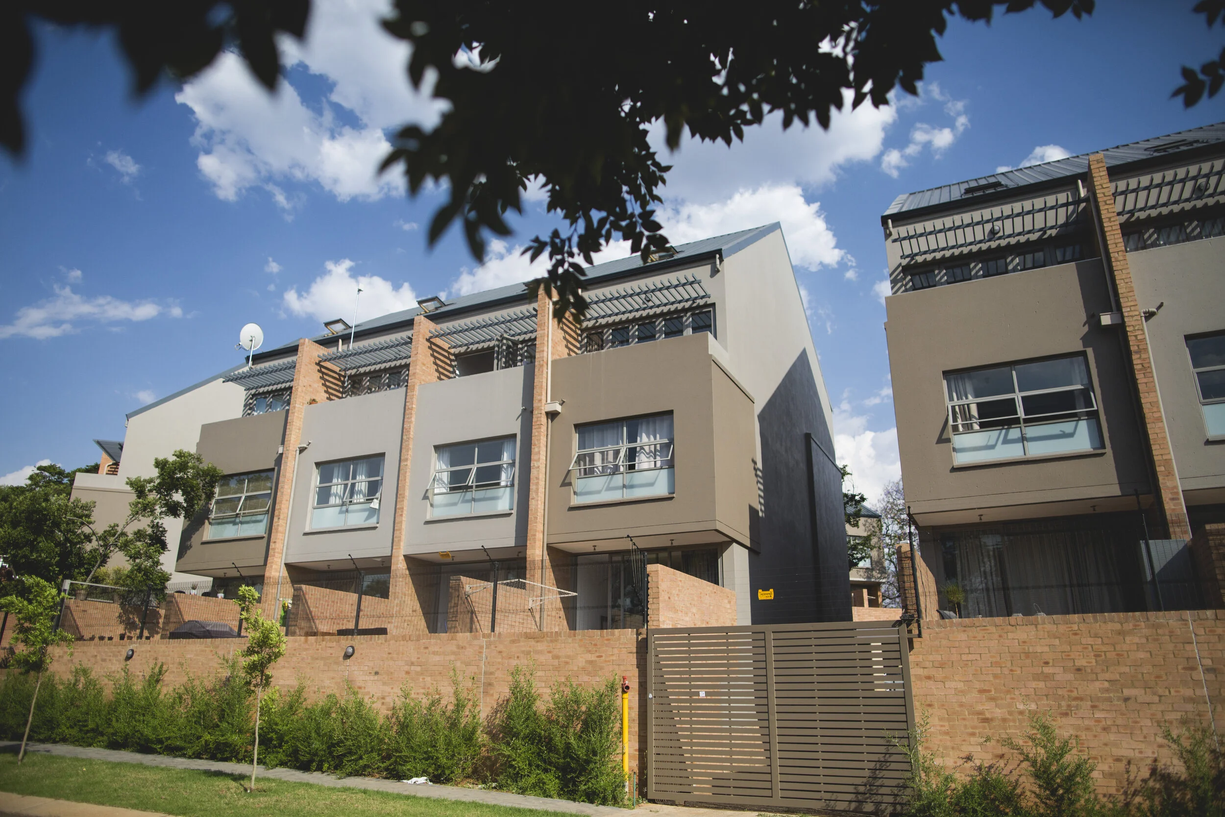 Menlo Gate — Swart & Associates Architects