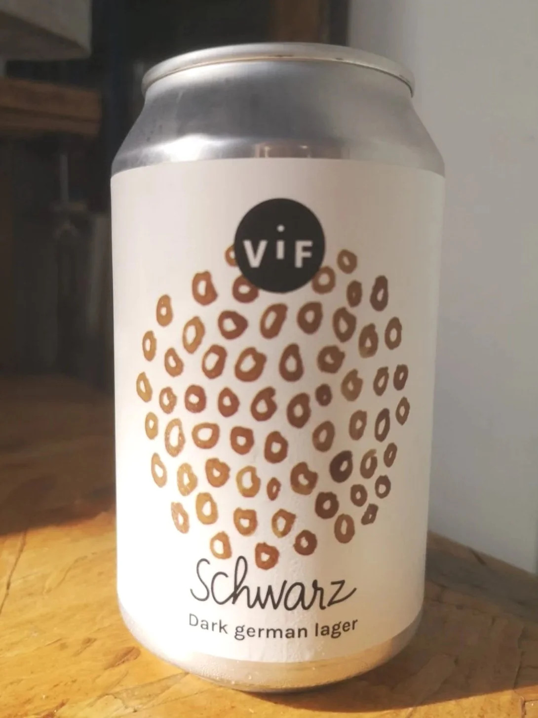 Schwarz