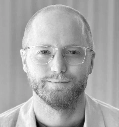 EMBRACING AI IN YOUR BUSINESS