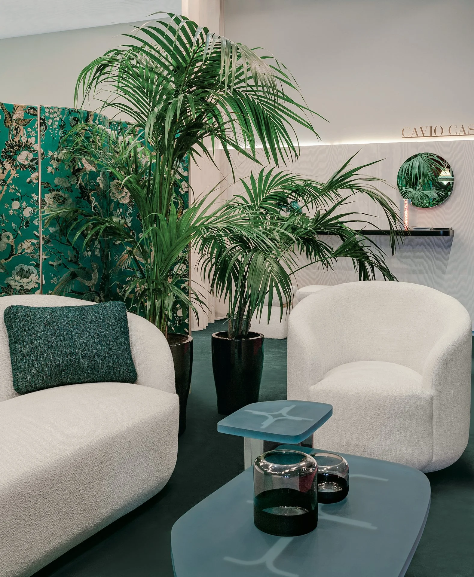 Meta green mirror @ Kabinet 5.jpg
