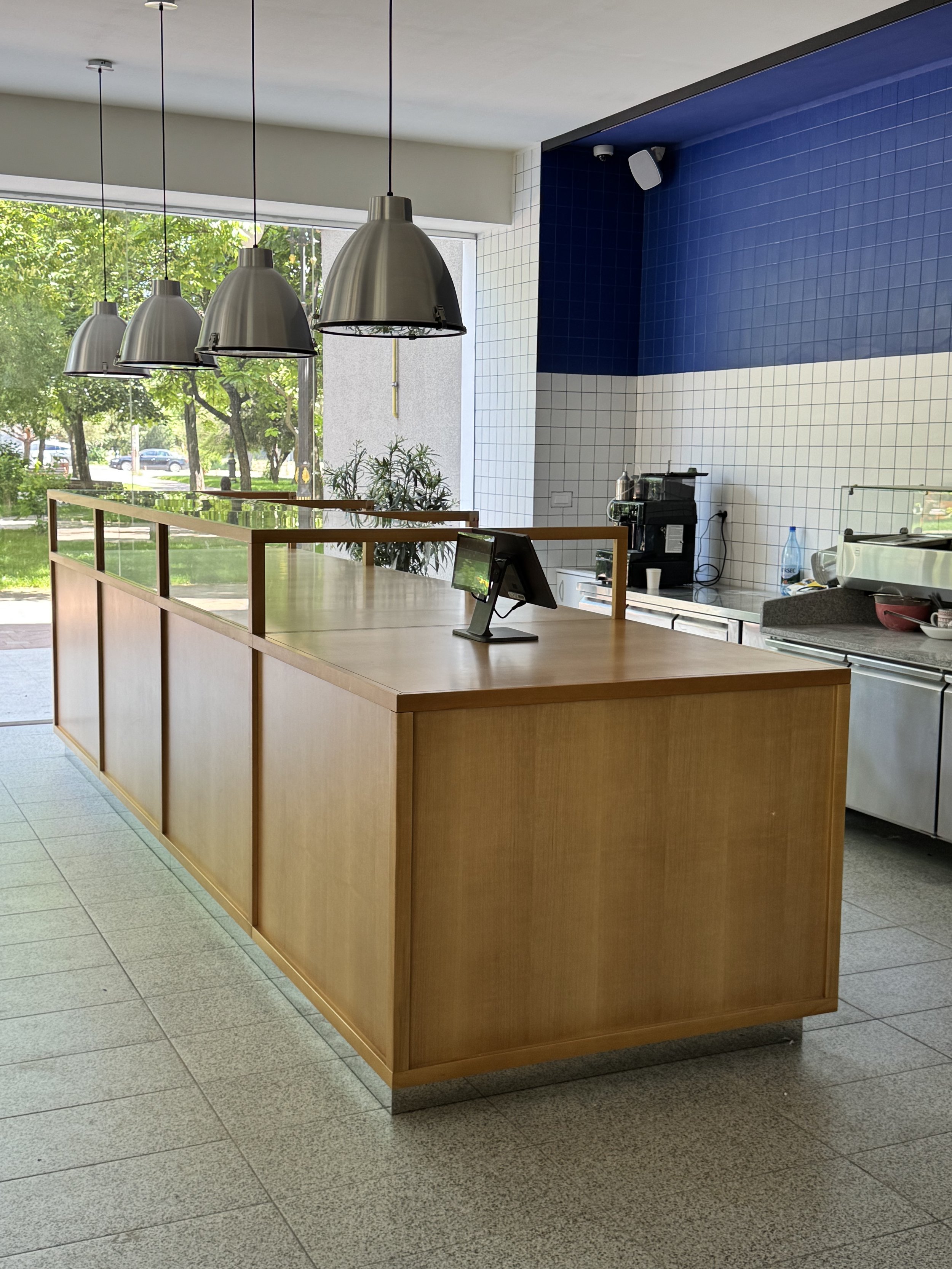 front desk pizzeria 2.jpg