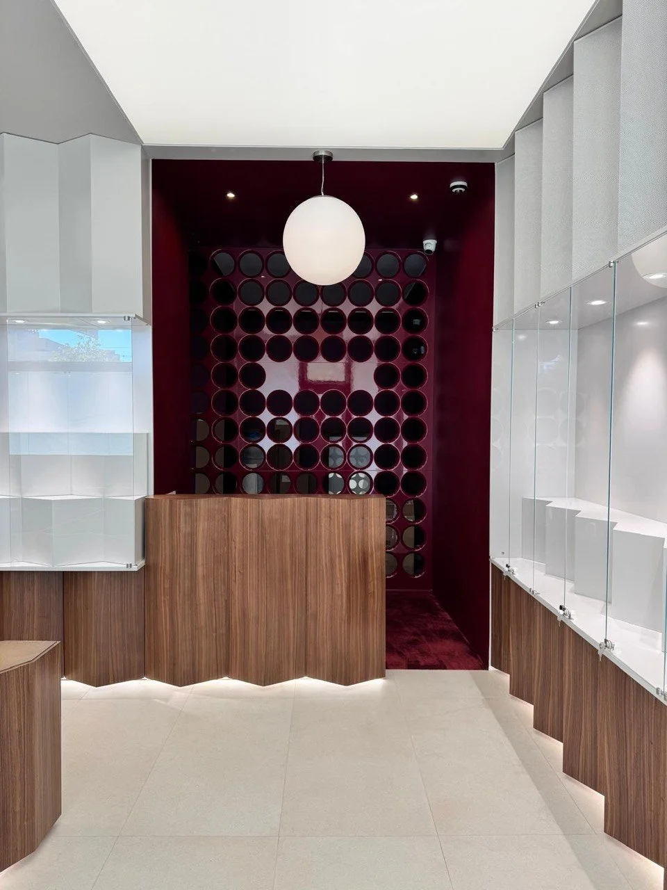 Le'Ador | Jewellery Retail · Eduard Betiuc