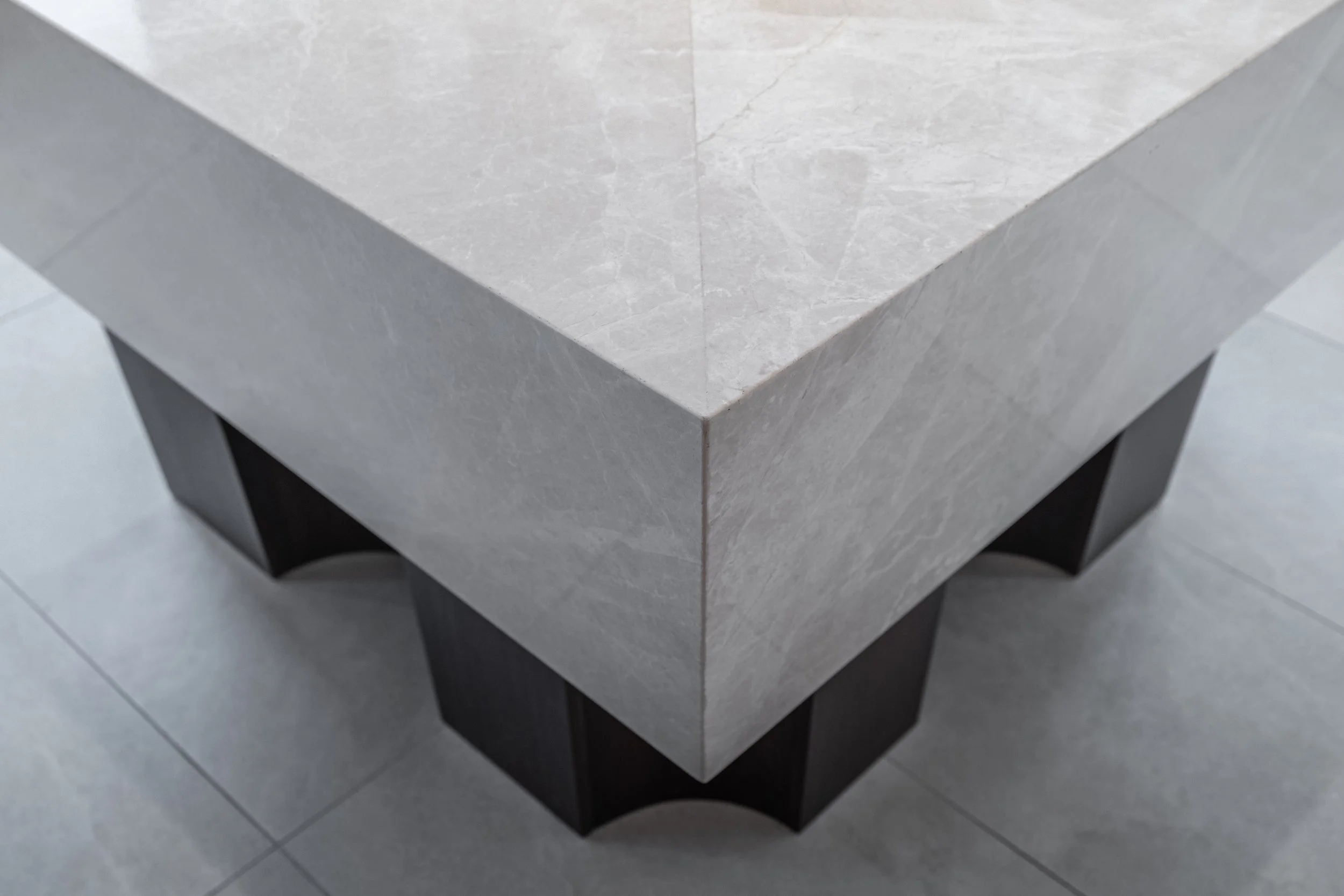 Frameless - Elegance Marble - 106 Spadina Ave - 035.jpg