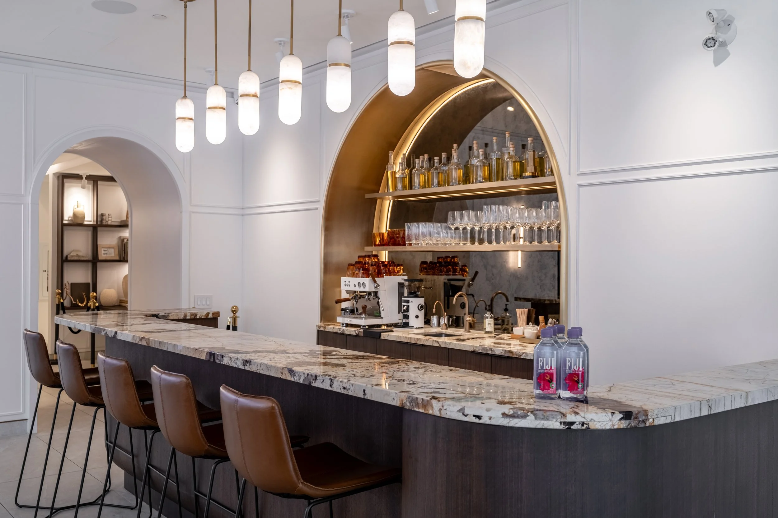 Frameless - Elegance Marble - 106 Spadina Ave - 008.jpg