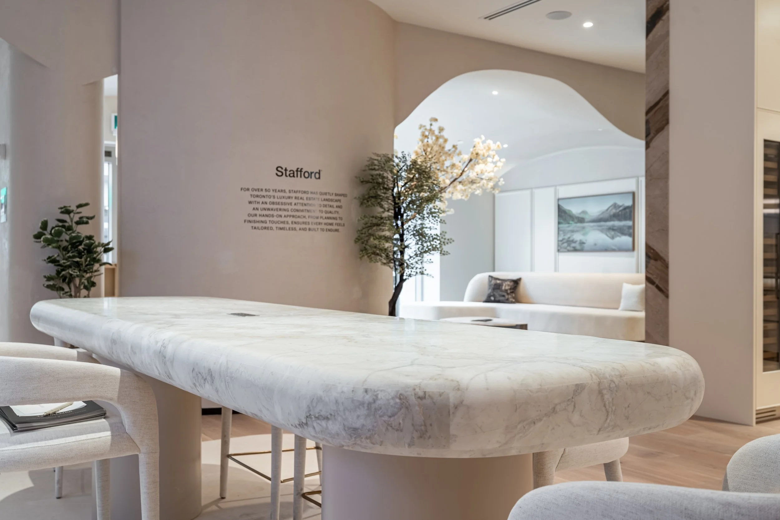 Frameless - Elegance Marble  - 446 Spadina Rd -027.jpg