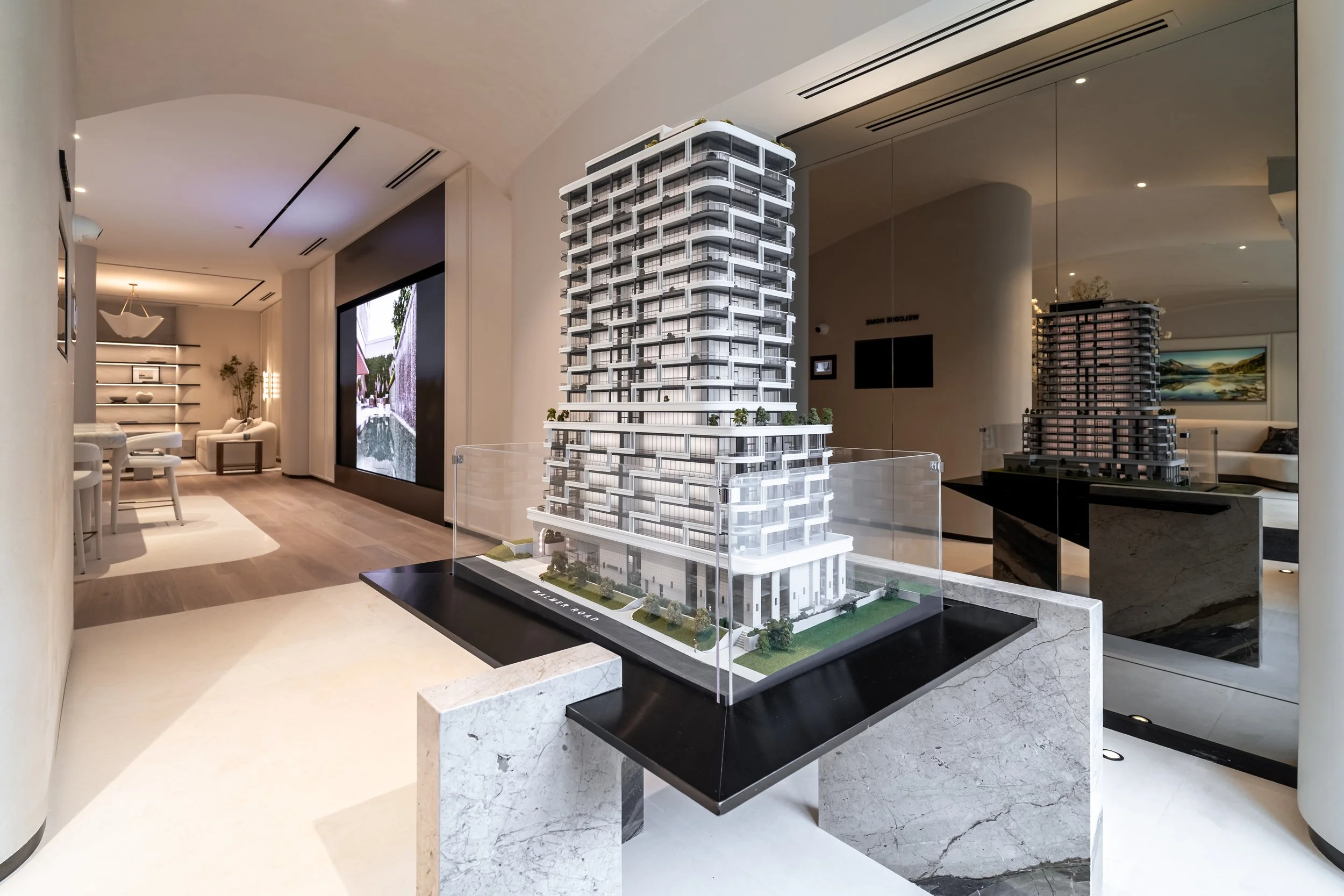 Frameless - Elegance Marble  - 446 Spadina Rd -011.jpg