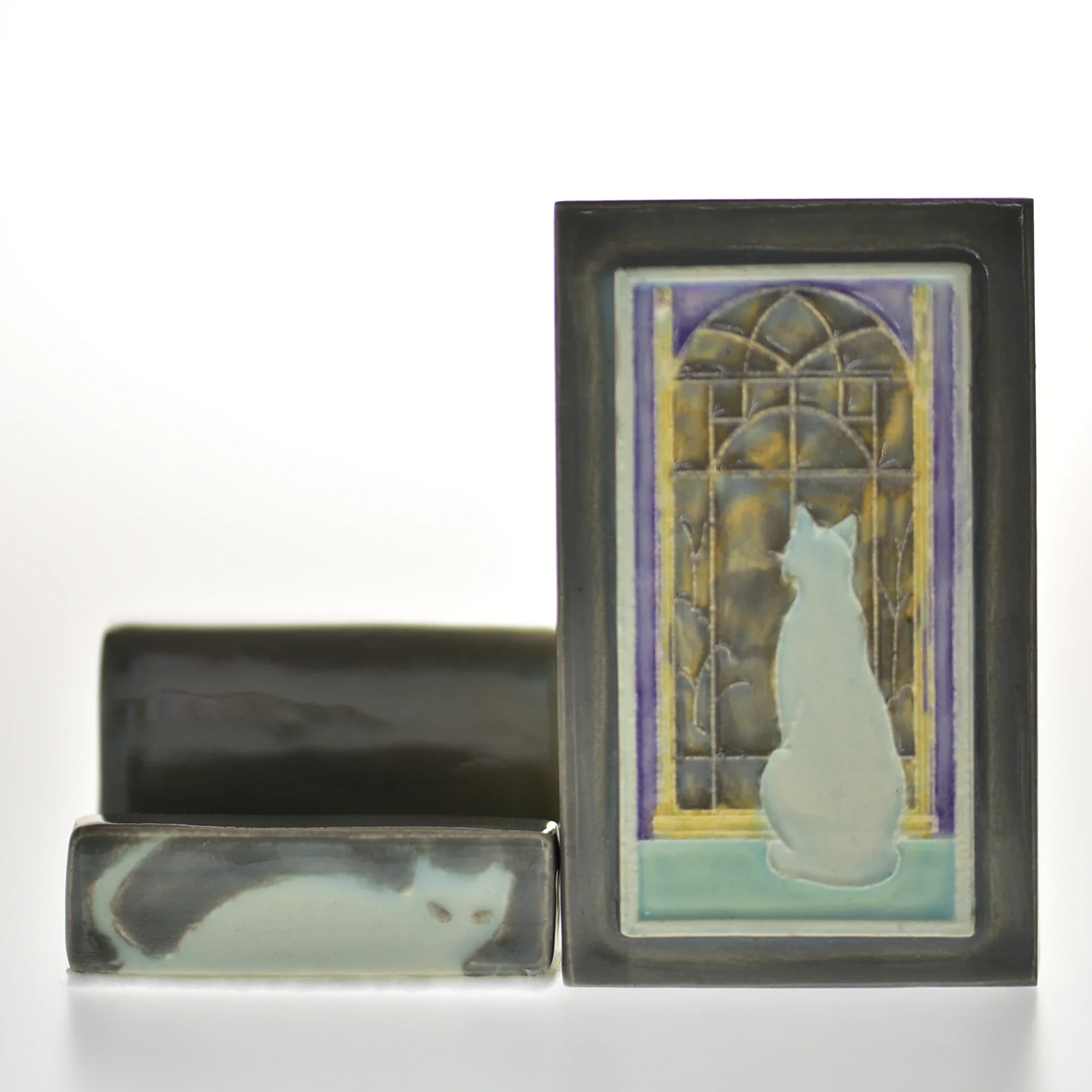 2026_halloween_ghost_cat_front.webp