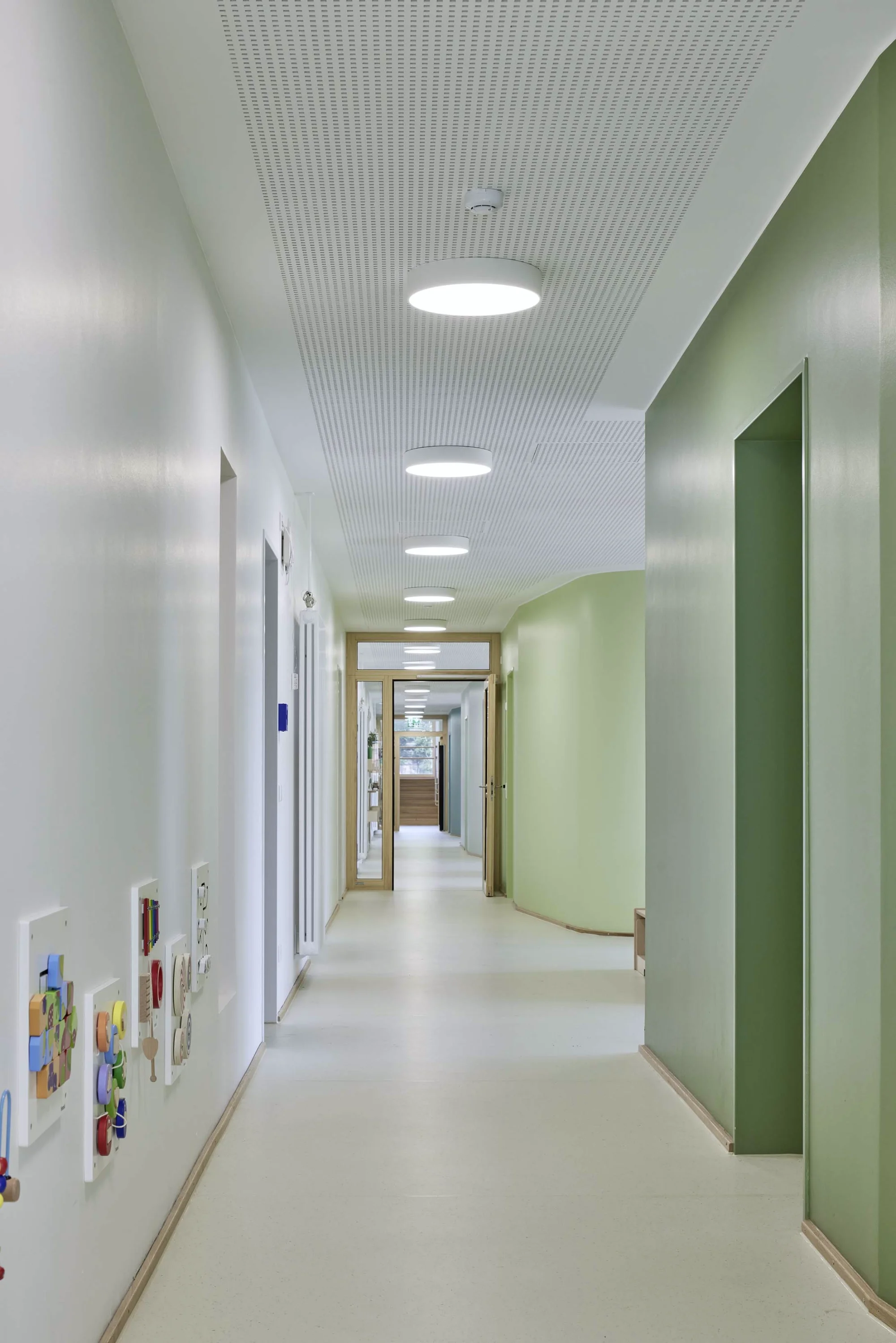 Flurgestaltung – Orientierung durch Farben.