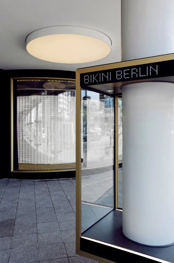 Schaufenster der Concept Ball Bikini Berlin