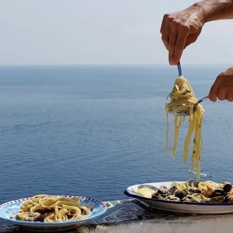 today&rsquo;s agenda 🍝🌊 credit: @italysegreta #mood #italy #pastaandwine #summer #sea #inspiration