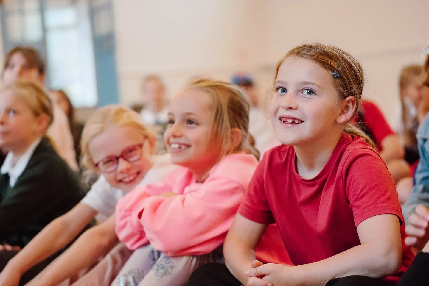 Who&rsquo;d have thought a song about an old toad could be this much fun! 🤩 🎭