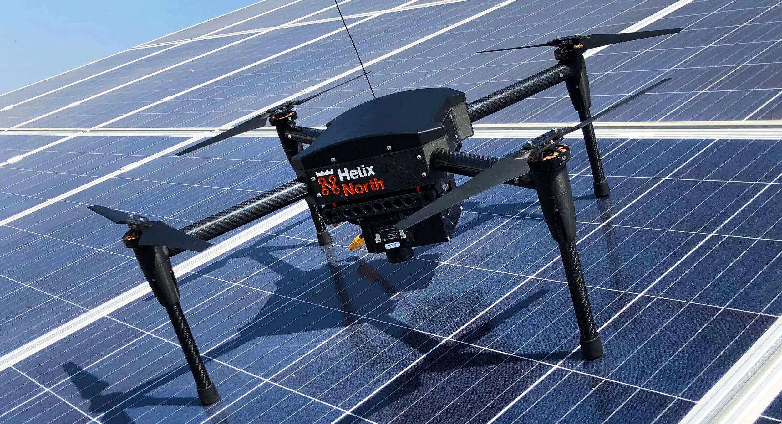 Gestión de datos en inspecciones de instalaciones fotovoltaicas mediante drone con cámara térmica
