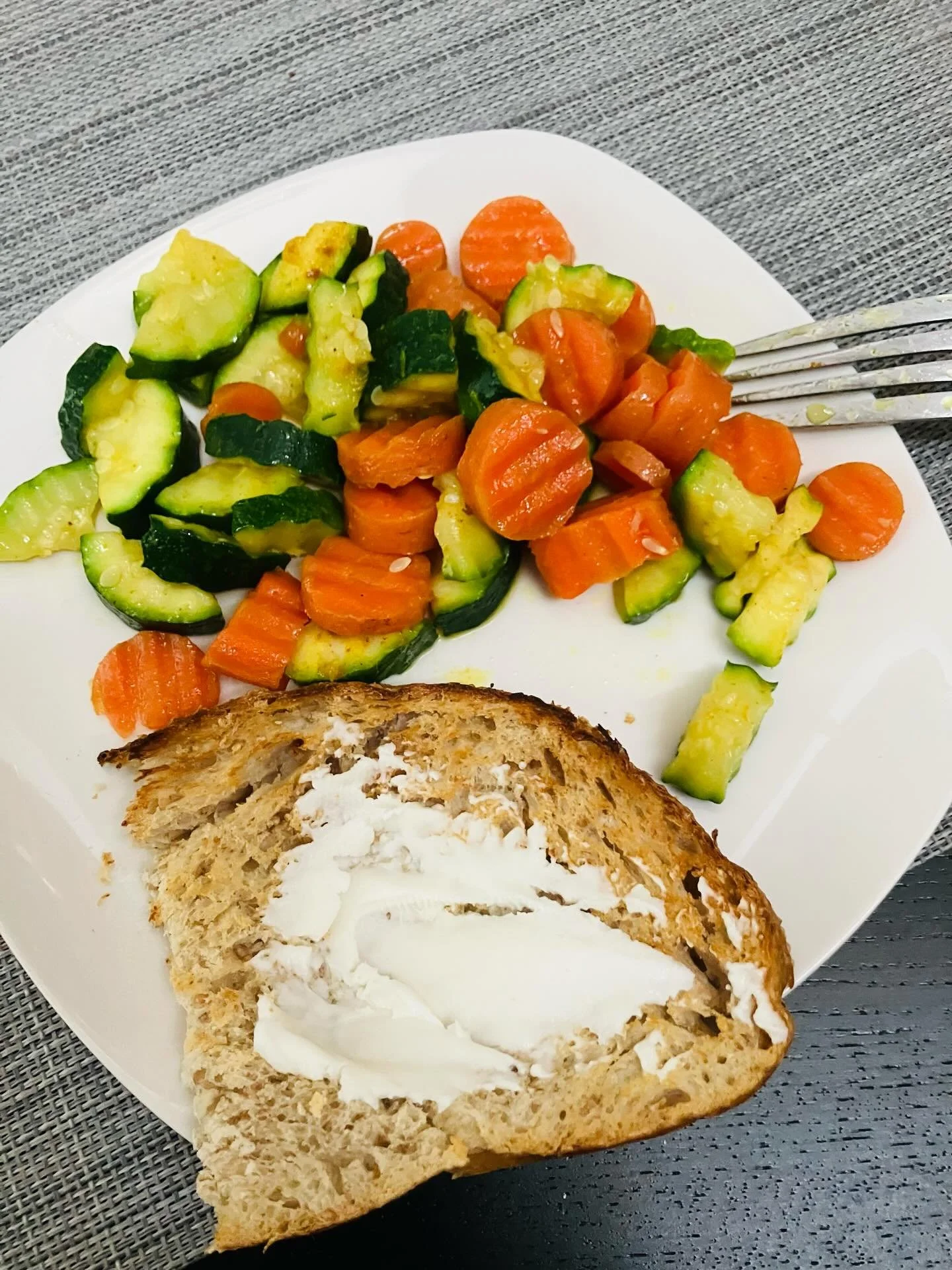 This St. Patrick&rsquo;s Day, let&rsquo;s celebrate a different kind of green ☘️💚

Not just the color you wear&mdash;but the food that fuels you.

What if &ldquo;going green&rdquo; today meant adding more life-giving vegetables to your plate?

🥦 Sp