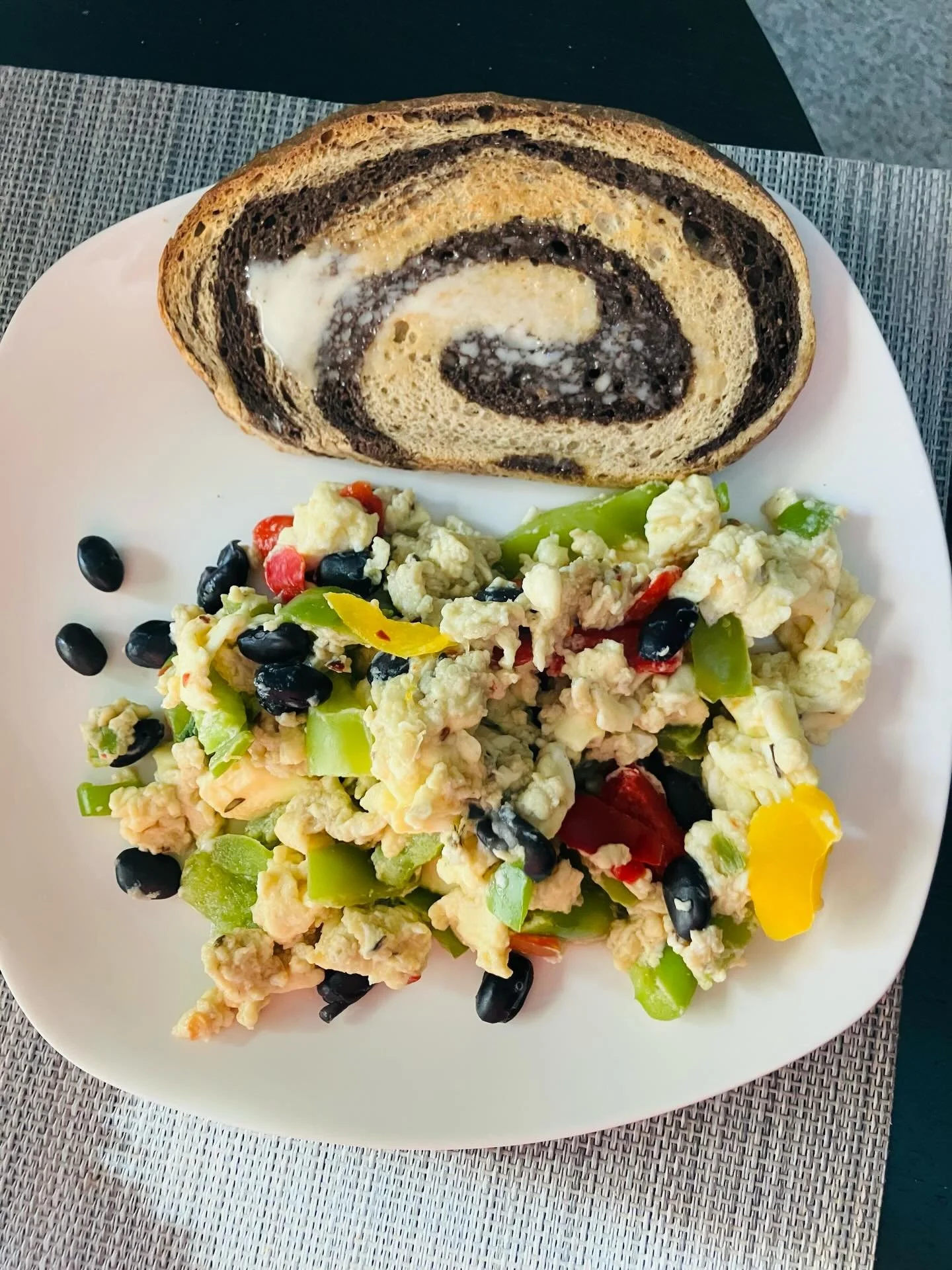 Keep it simple &amp; clean 

Whole foods focus; protein + veggies every meal.

Rye toast 
Organic egg+ egg whites
Mixed peppers
Black beans