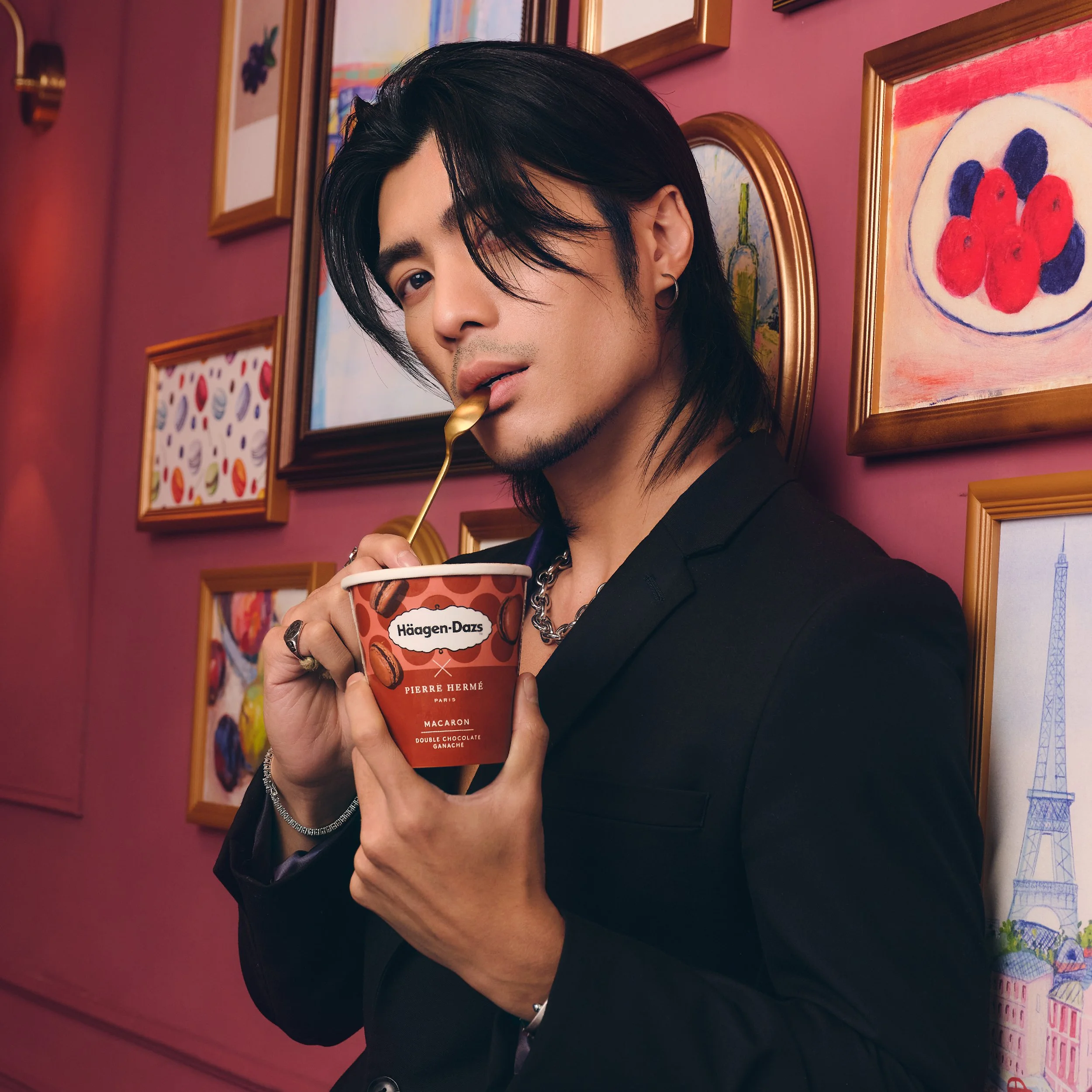 HD_Charm_thumbnail_strawberry-06.jpg